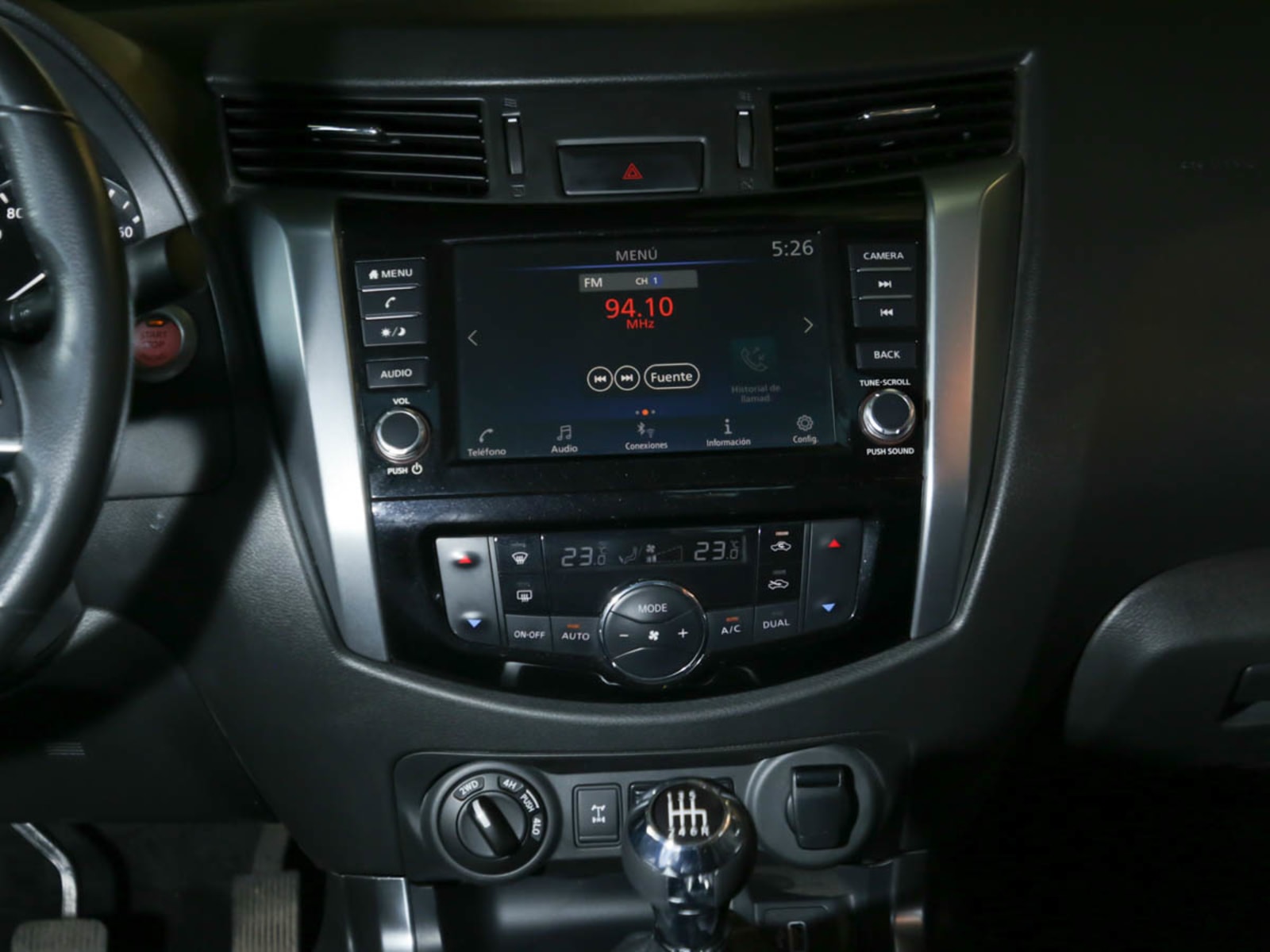 NISSAN NAVARA 2.3D DC PLATINUM MT 4WD 2023 - Imagen 15 de 16
