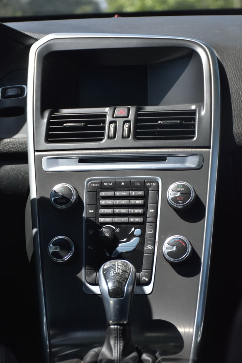 Volvo XC 60 2016 - Imagen 5 de 8