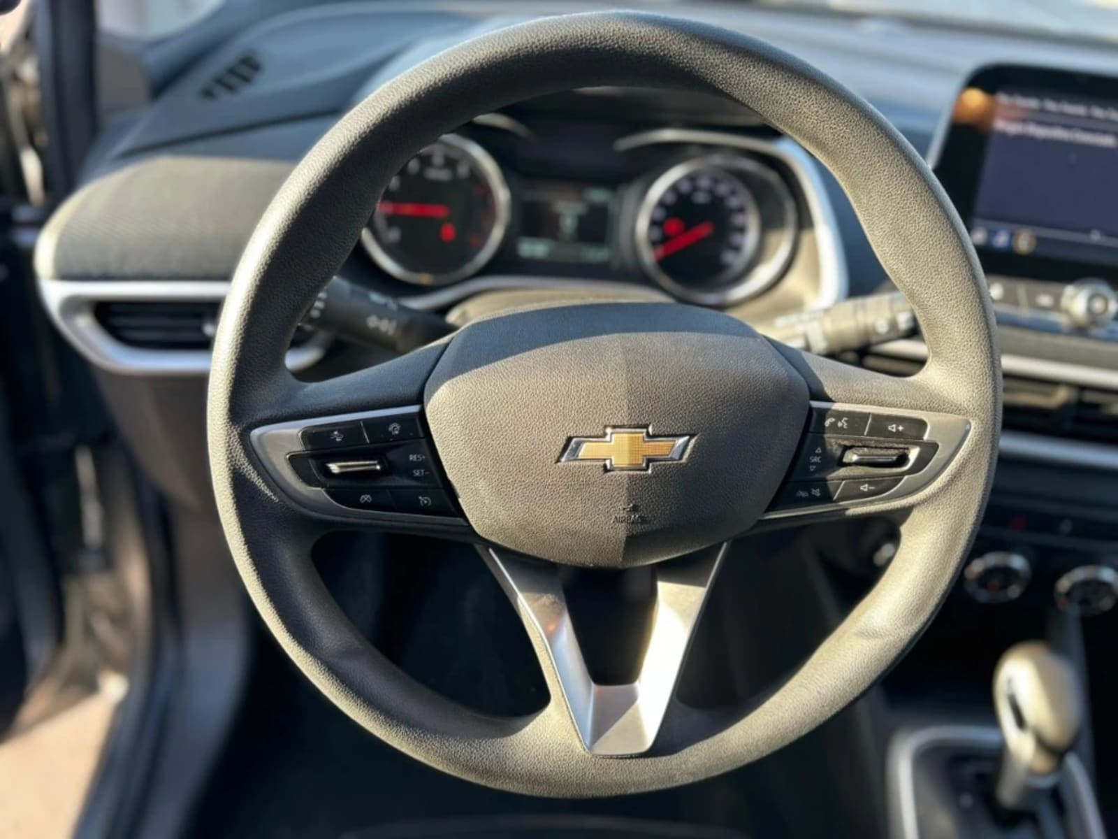 CHEVROLET TRACKER 1.2T LTZ R 4X2 AT 5P 2025 - Imagen 13 de 20