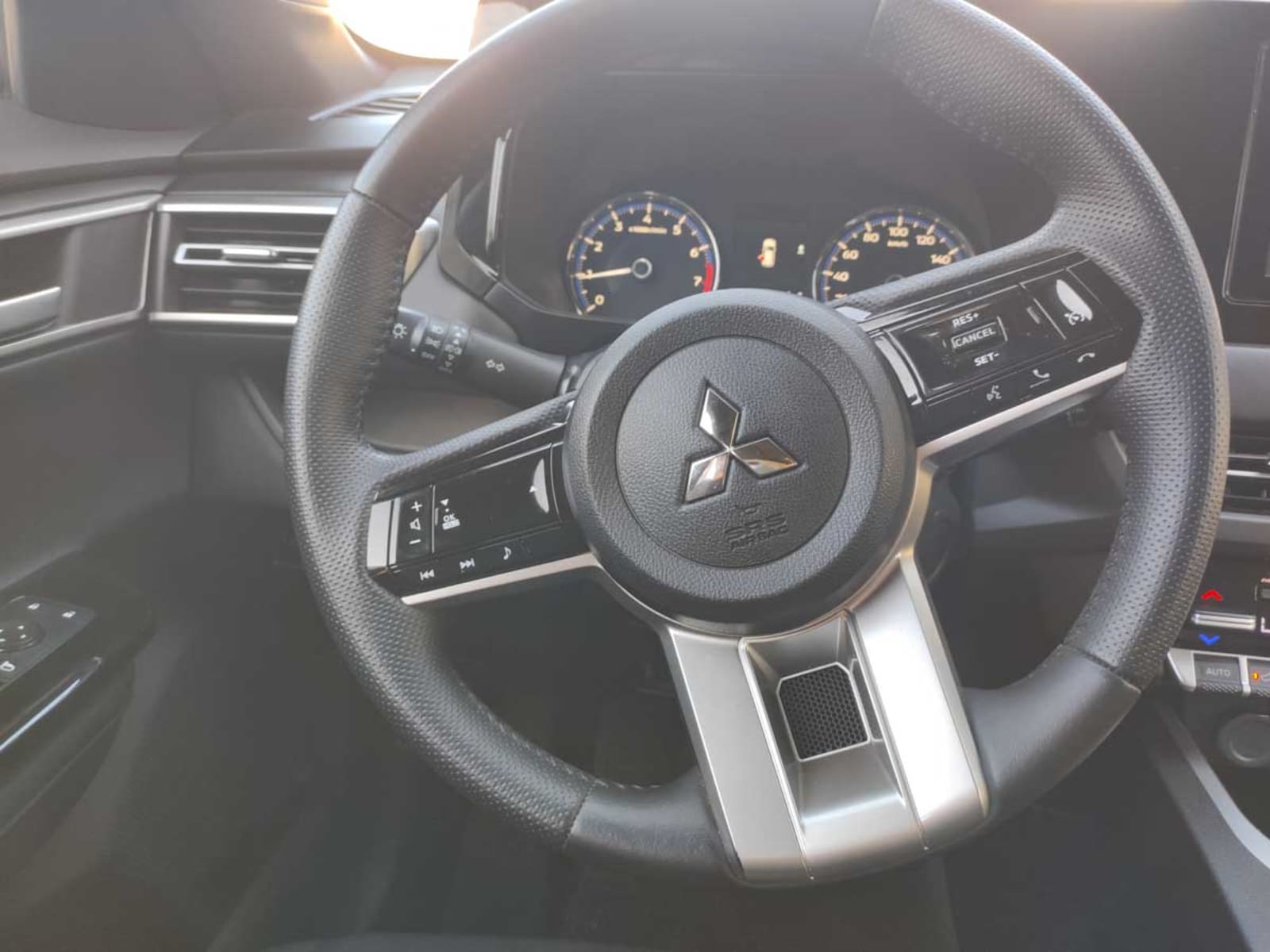 MITSUBISHI OUTLANDER SPORT GLX 2025 - Imagen 12 de 15