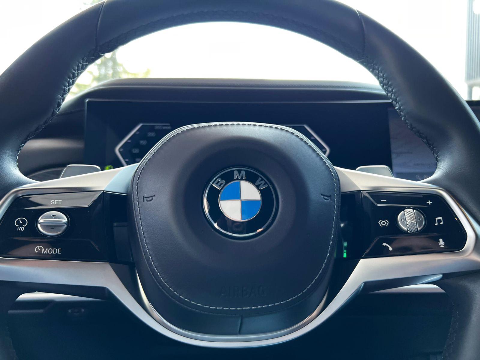 BMW 740 3.0 TURBO 2025 - Imagen 11 de 20