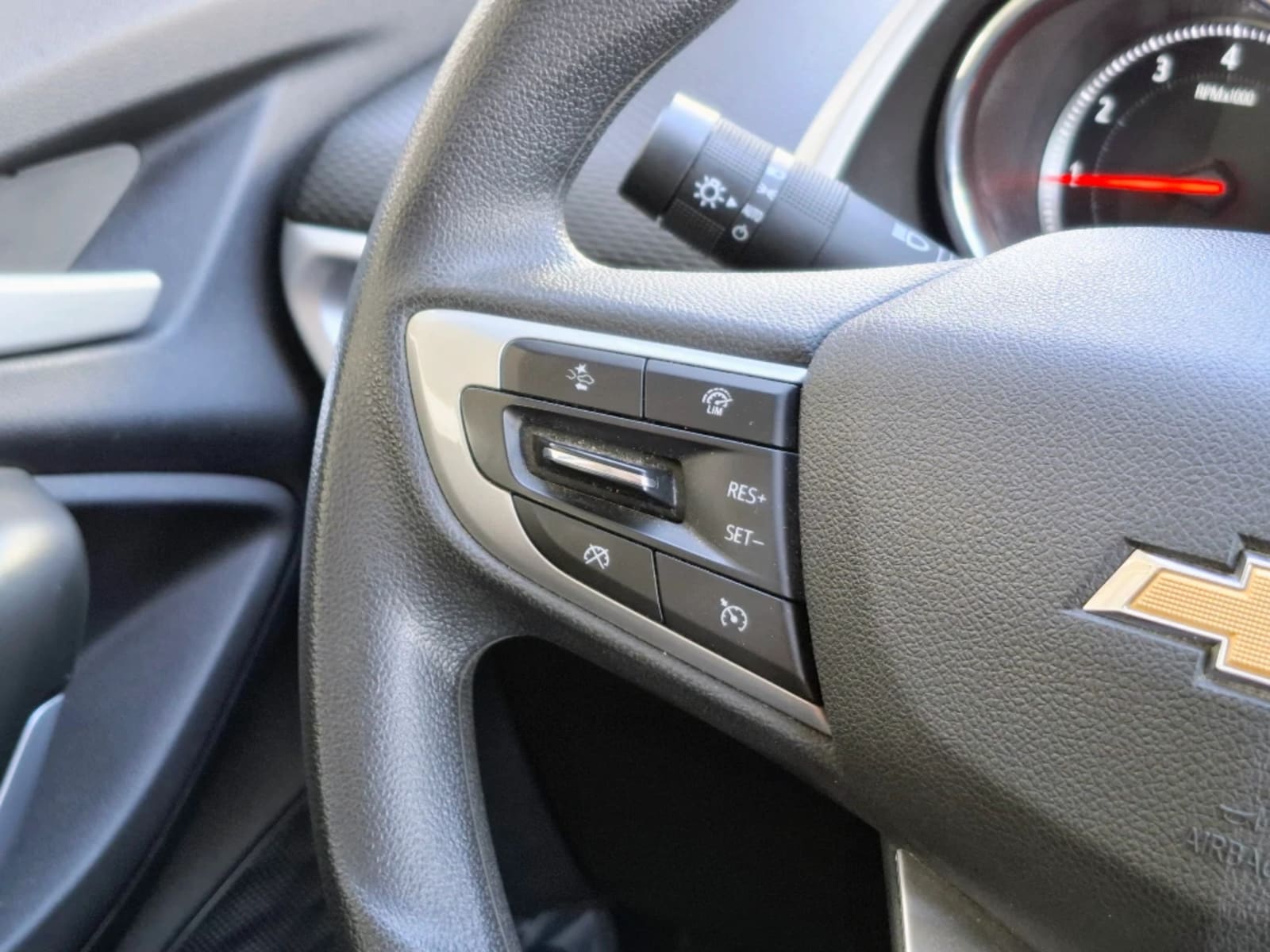 CHEVROLET TRACKER 1.2T LTZ R 4X2 AT 5P 2025 - Imagen 14 de 20