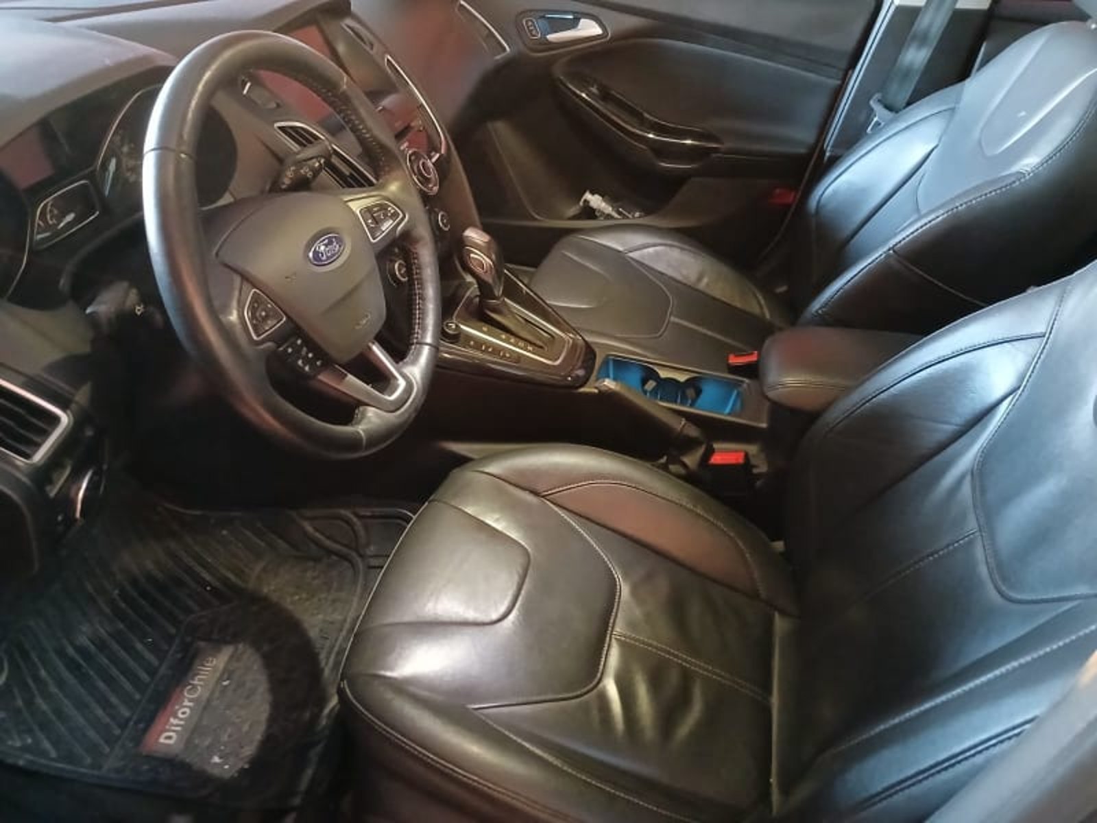 Ford FOCUS 2.0 AT Titanium 2018 - Imagen 6 de 8