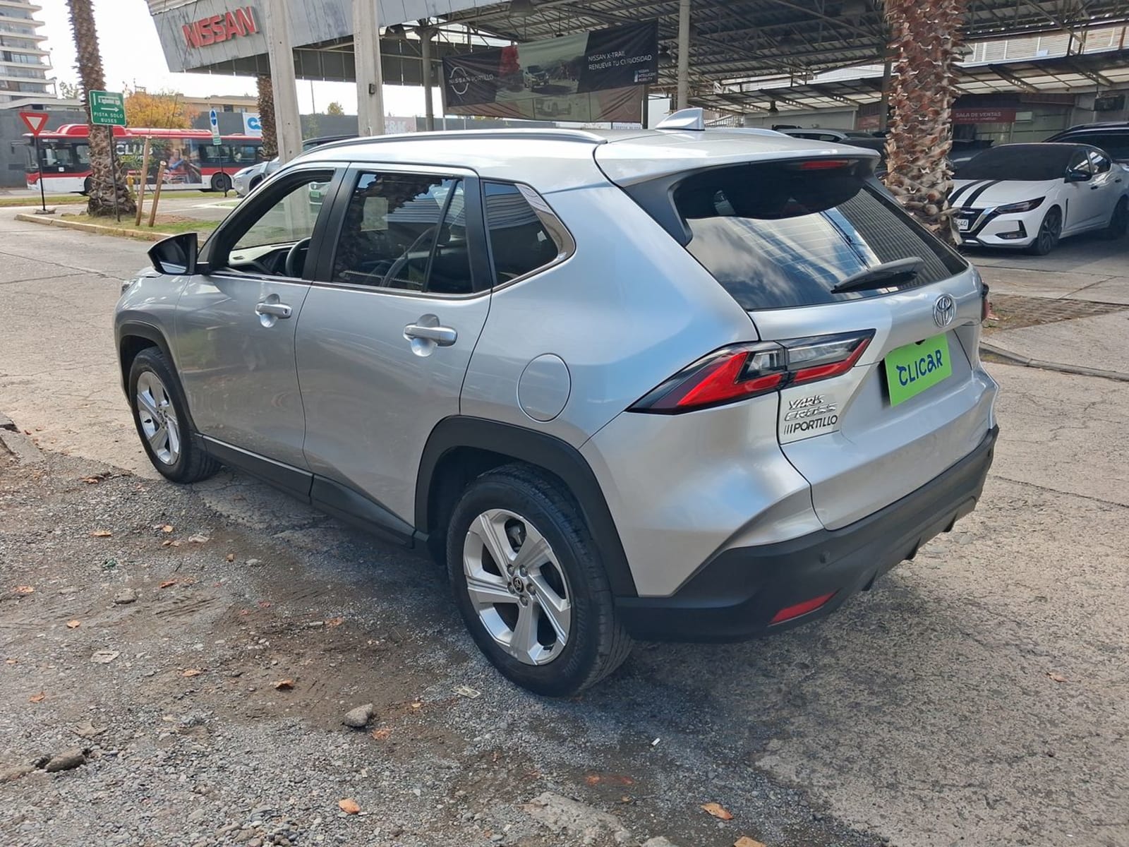 Toyota Yaris Cross 1.5 Xi 4x2 5mt 5p 2024 - Imagen 5 de 8