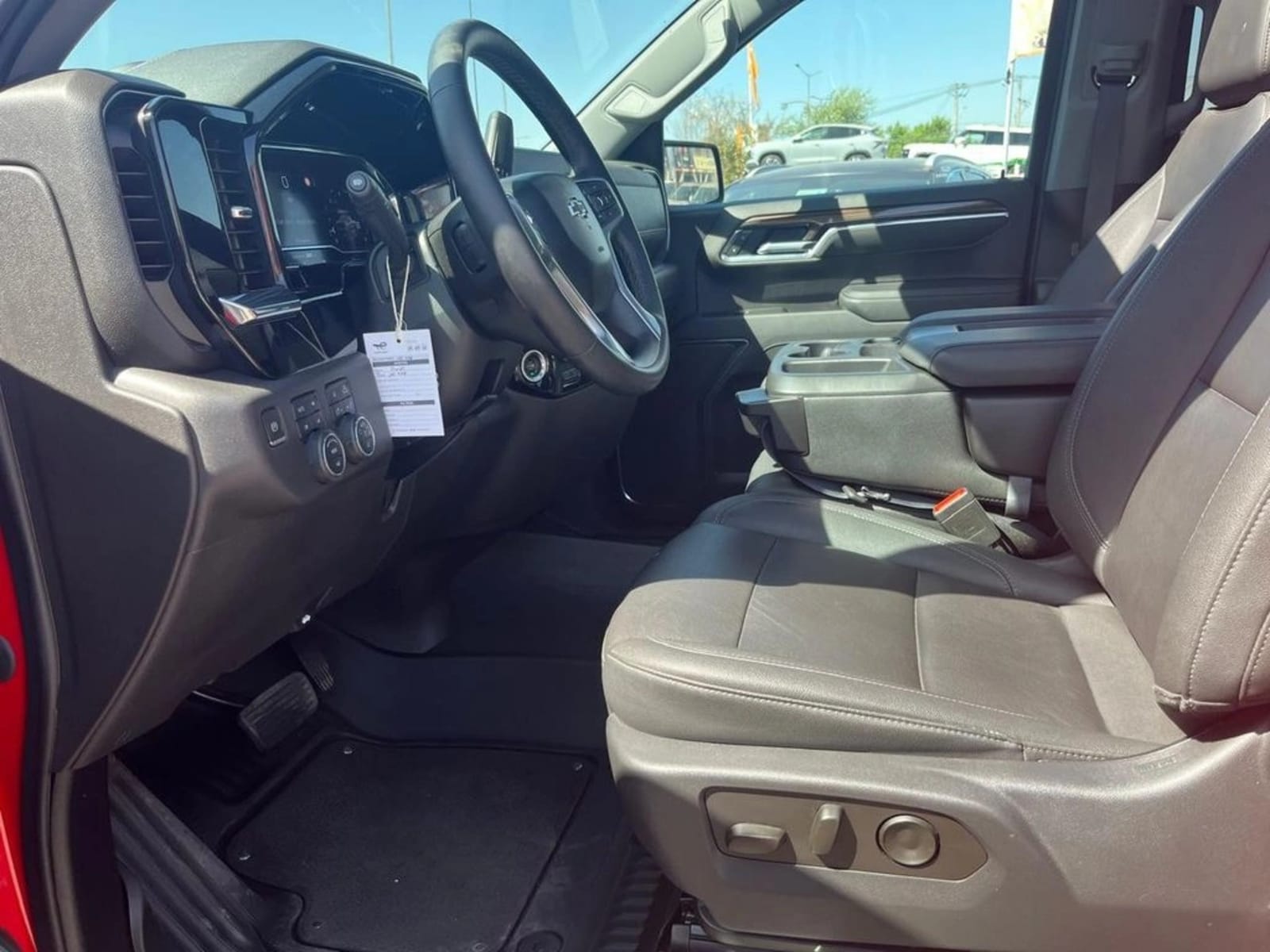 CHEVROLET SILVERADO SILVERADO CC DCAB 4X4 5.3 AUT 2023 - Imagen 12 de 20