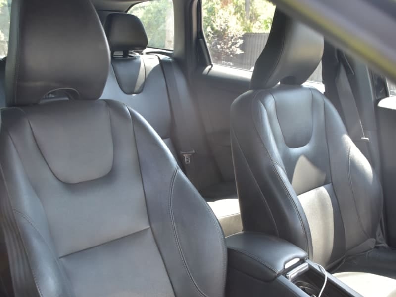 Volvo XC 60 2016 - Imagen 6 de 8