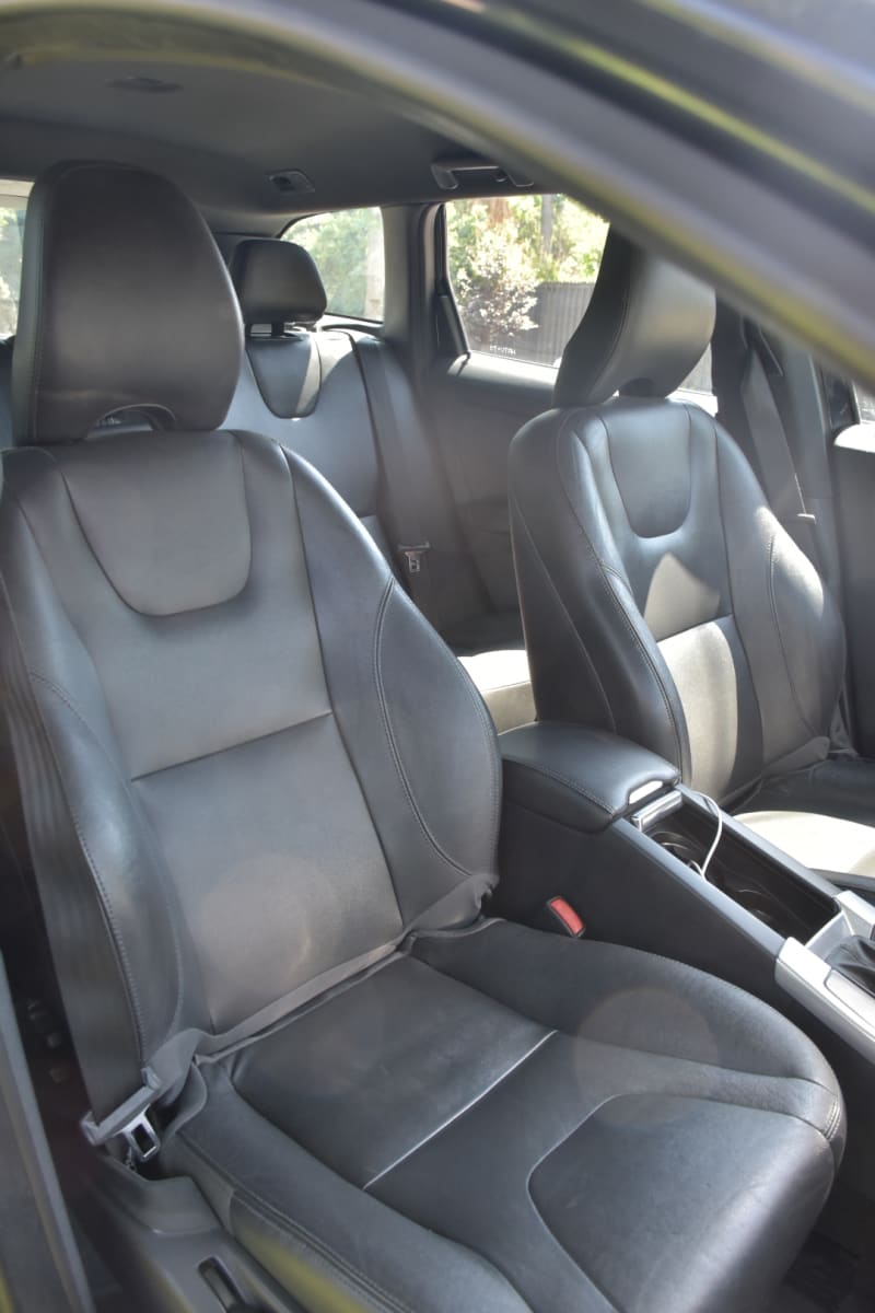 Volvo XC 60 2016 - Imagen 6 de 8