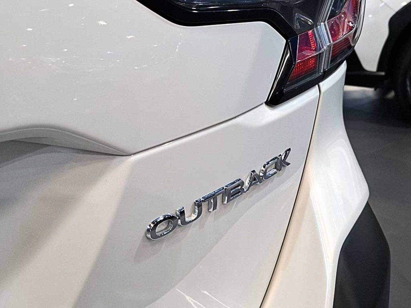 SUBARU OUTBACK (IN) 2.5 TOURING GARDX AT 4X4 2023 - Imagen 10 de 20
