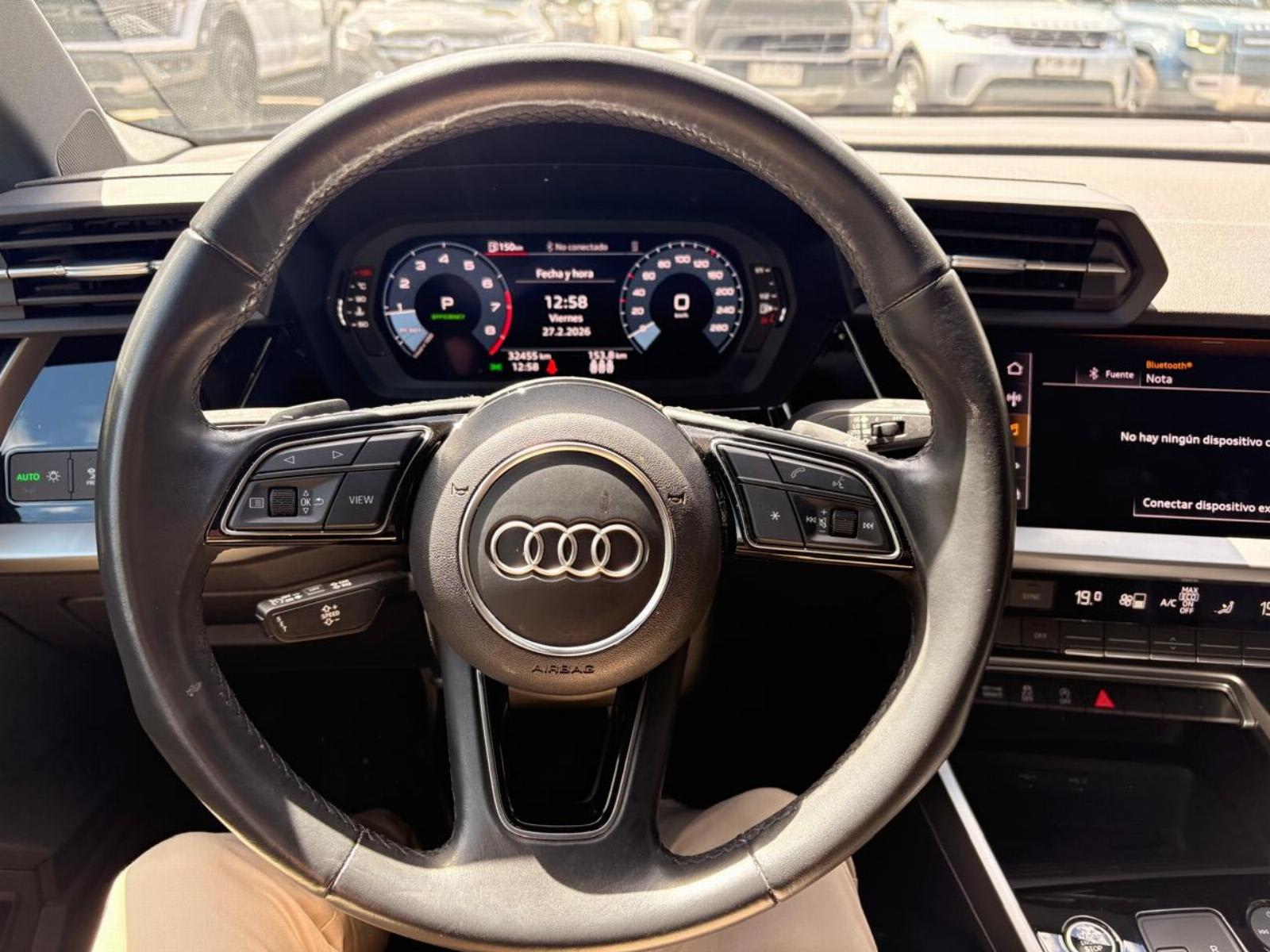 AUDI A3 35 TSFI 1.4T STRONIC 2022 - Imagen 13 de 16