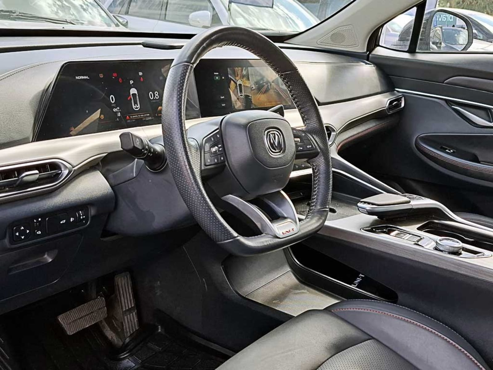 CHANGAN UNI-T 1.5 ELITE AT 2024 - Imagen 10 de 20