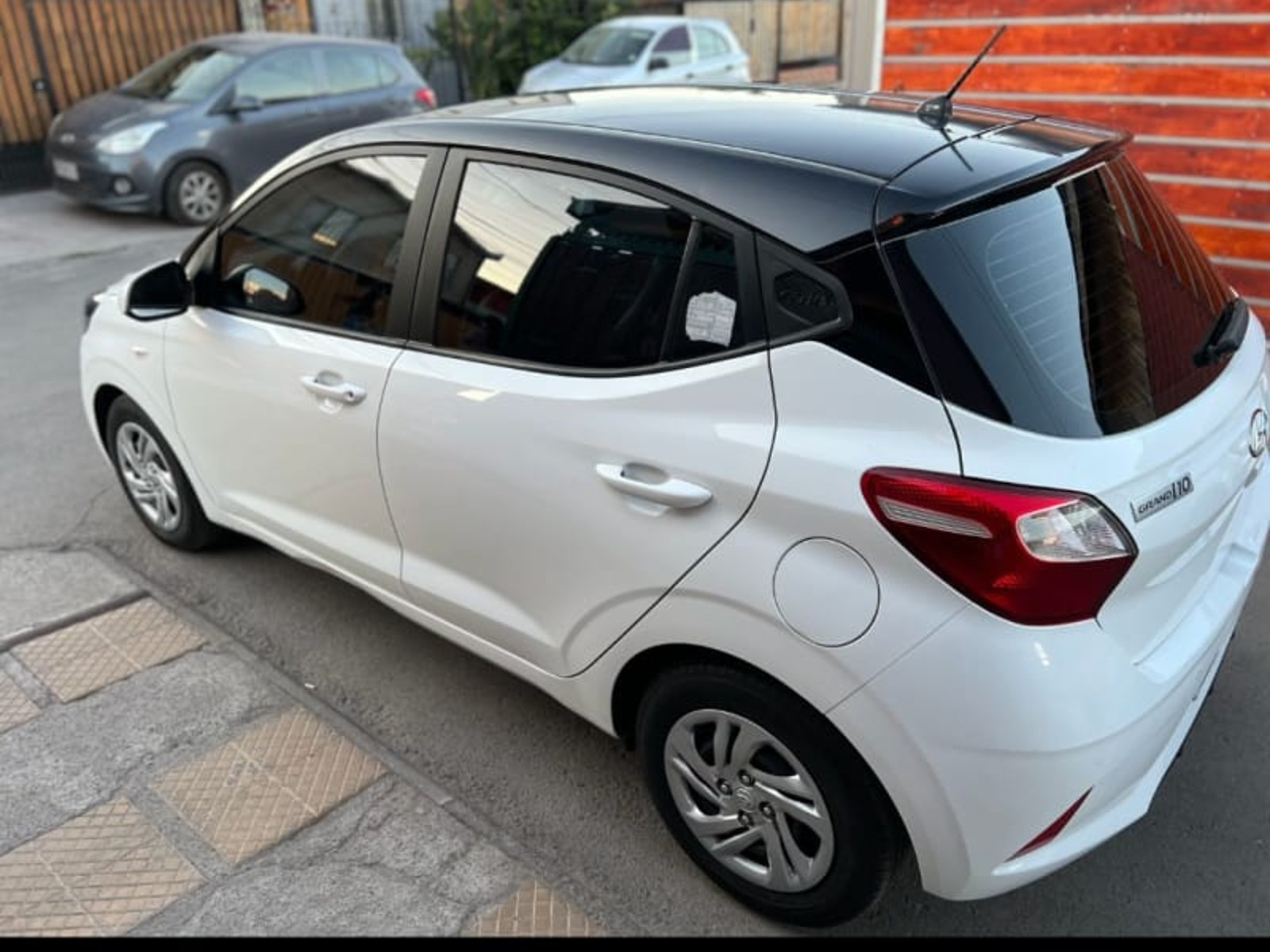 Hyundai Grand I10  2022 - Foto 4 de 7