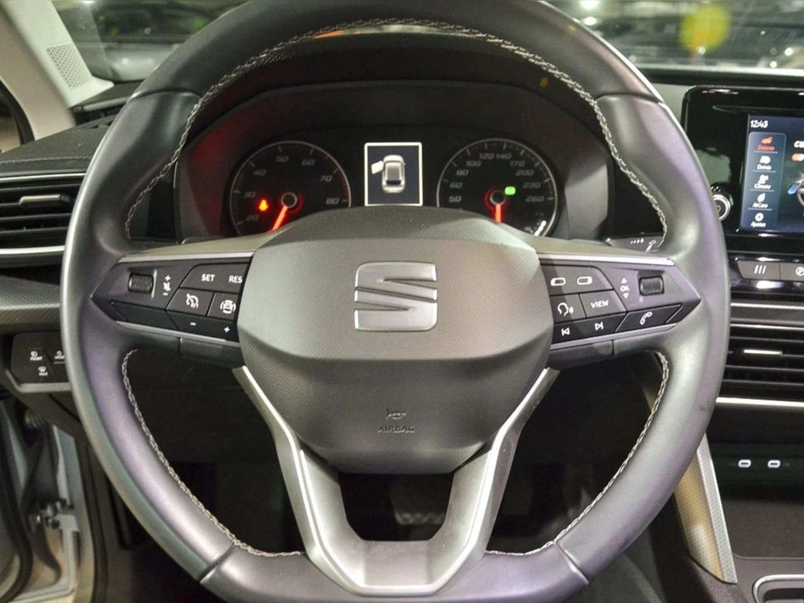 SEAT LEON TSI AT8 1.4 AUT 2023 - Imagen 9 de 10