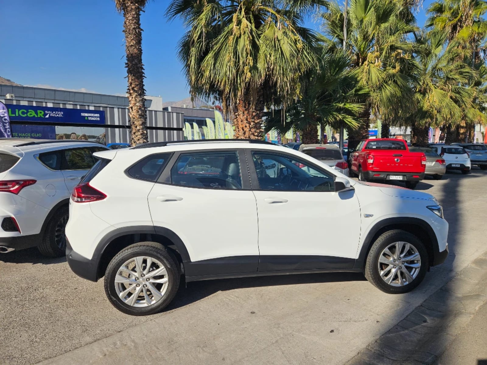 CHEVROLET TRACKER 1.2T LTZ R 4X2 AT 5P 2025 - Imagen 4 de 20