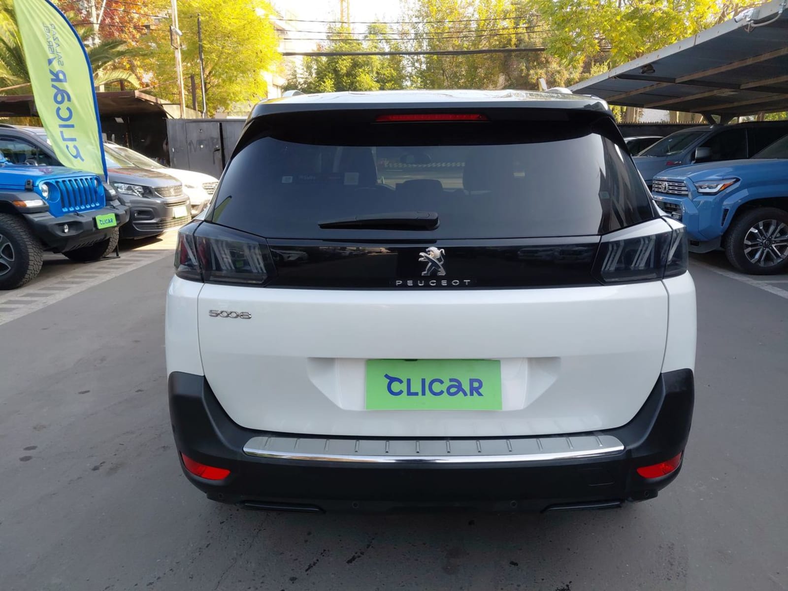 Peugeot 5008 1.5 Allure Pack Bluehdi 130 4x2 Eat8 5p 2024 - Imagen 6 de 8