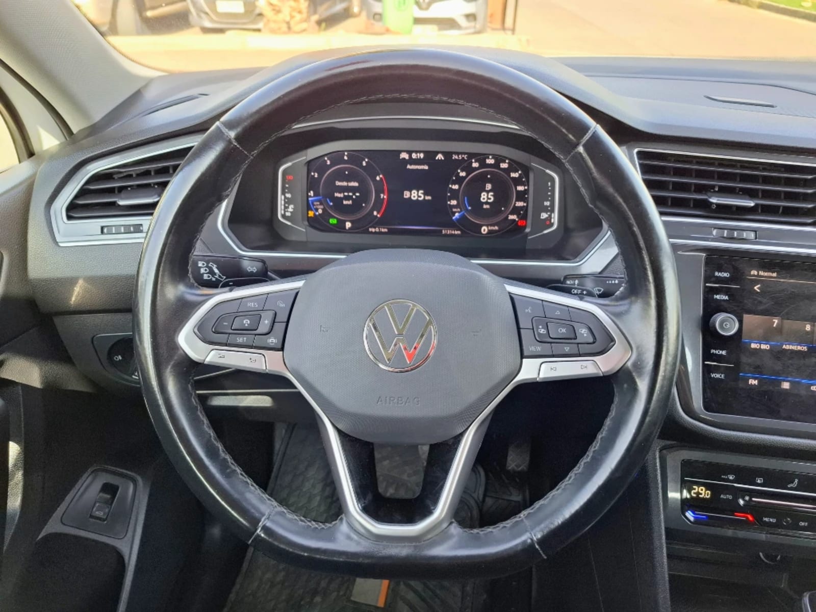 VOLKSWAGEN TIGUAN 1.4 TSI COMFORTLINE 4X2 AT 5P 2023 - Imagen 11 de 20