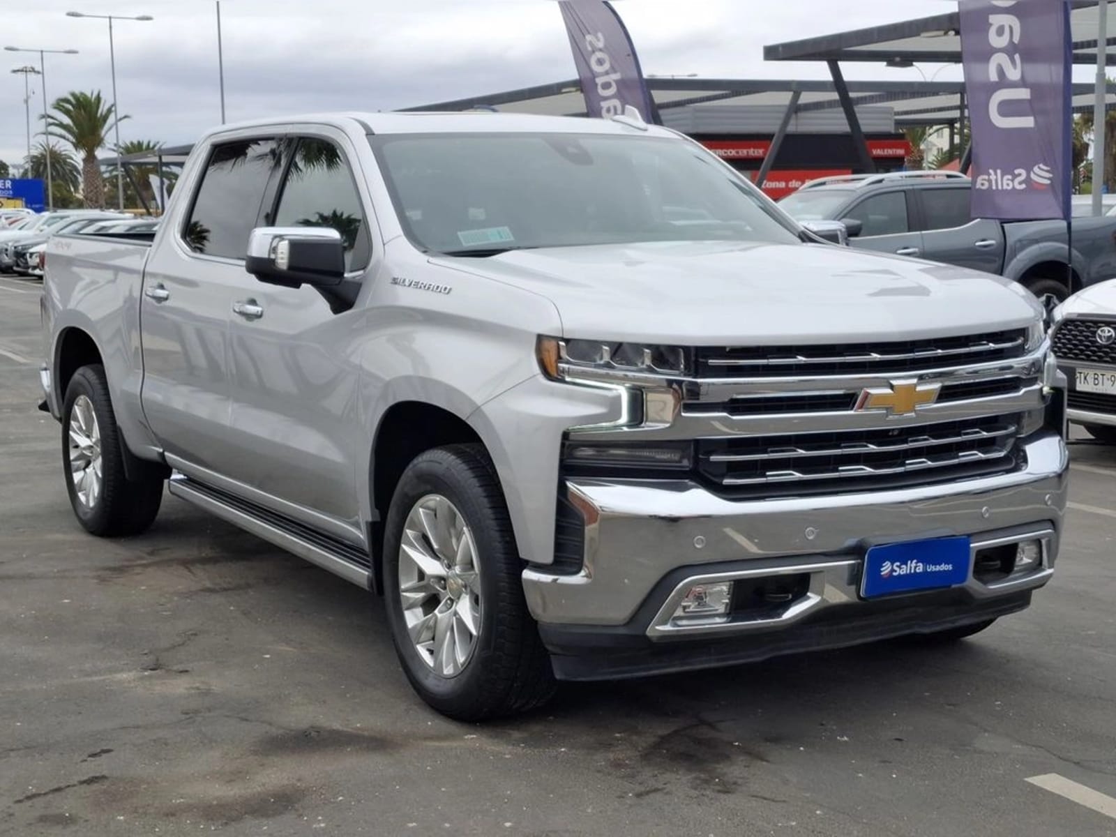 CHEVROLET SILVERADO DCAB 4X4 SOHC 5.3 AUT 2022 - Imagen 3 de 20