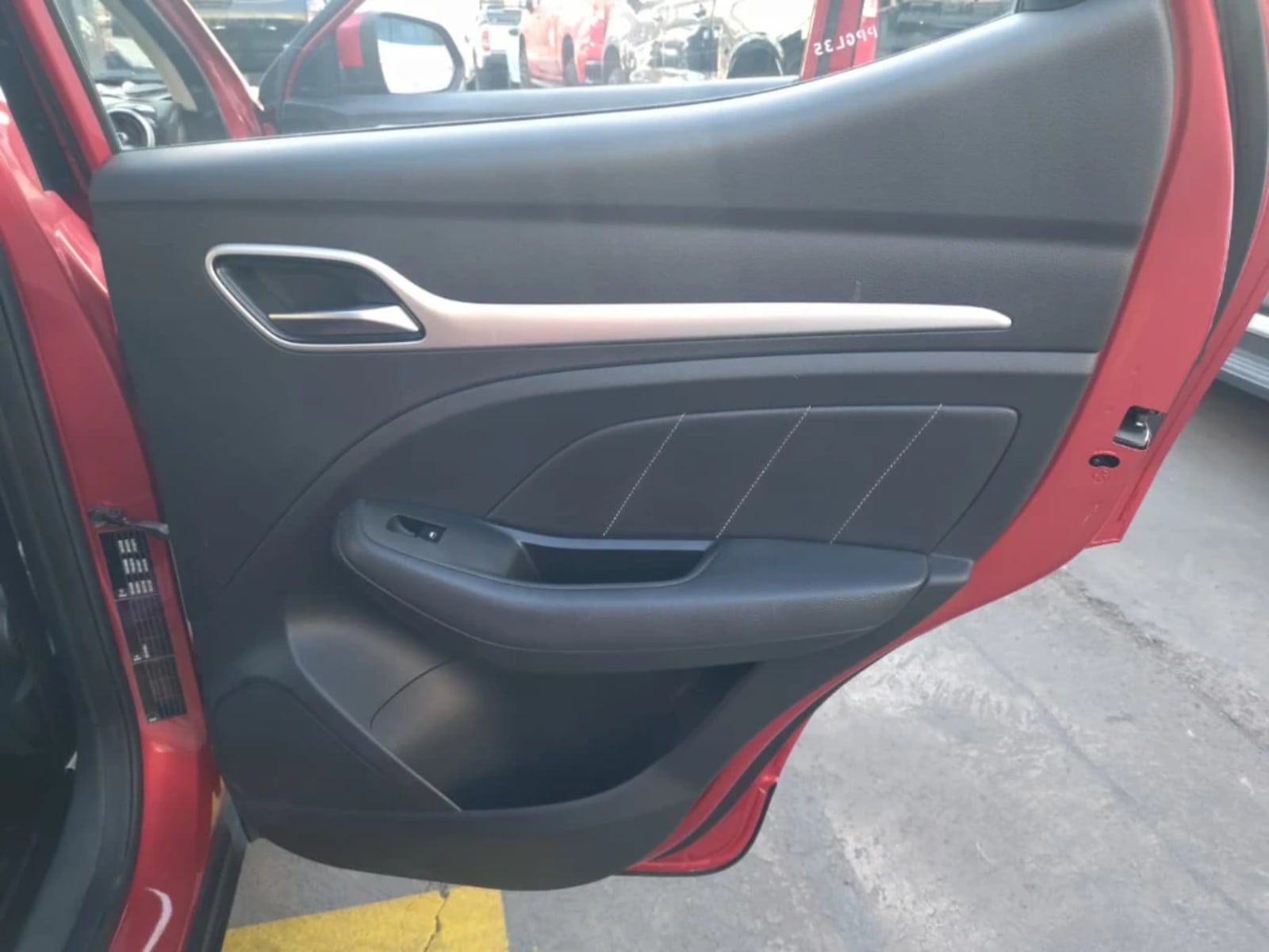 MG ZS 1.5 COMFORT 4X2 AT 5P 2021 - Imagen 18 de 20