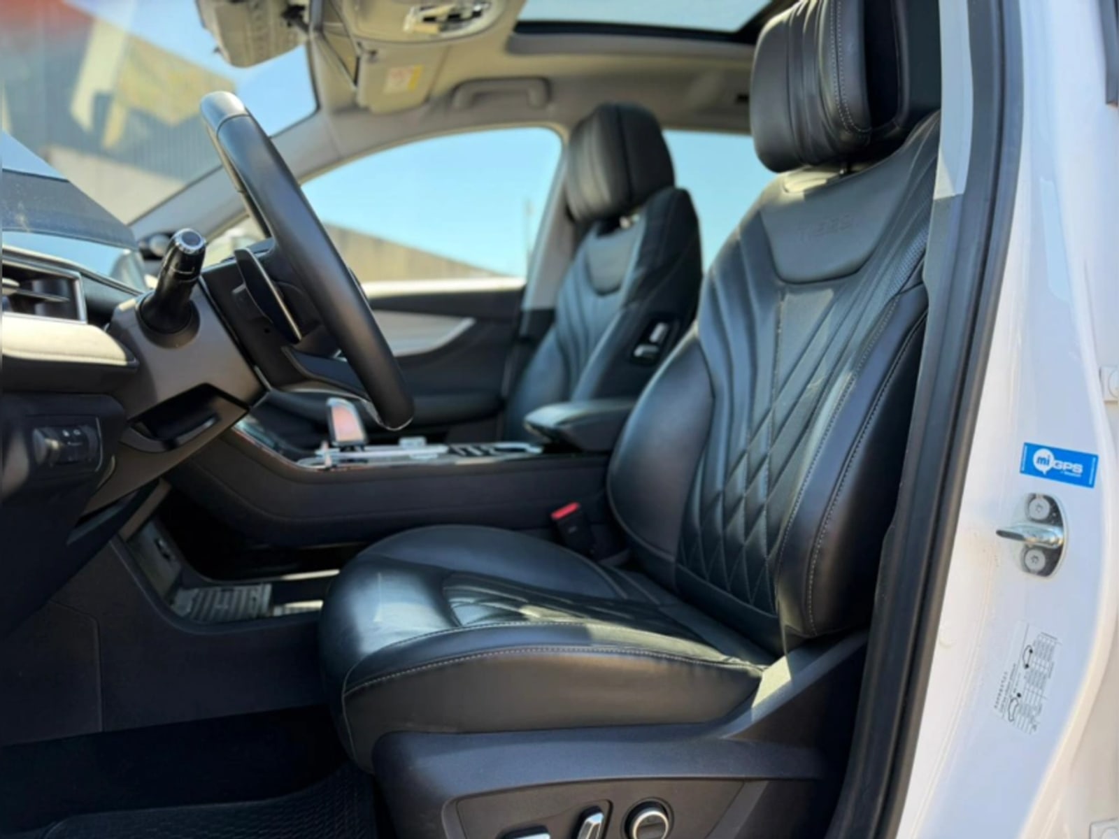 CHERY TIGGO 8 PRO 2.0 TGDI GLX PRO MAX AWD AT 5P 2024 - Imagen 10 de 20