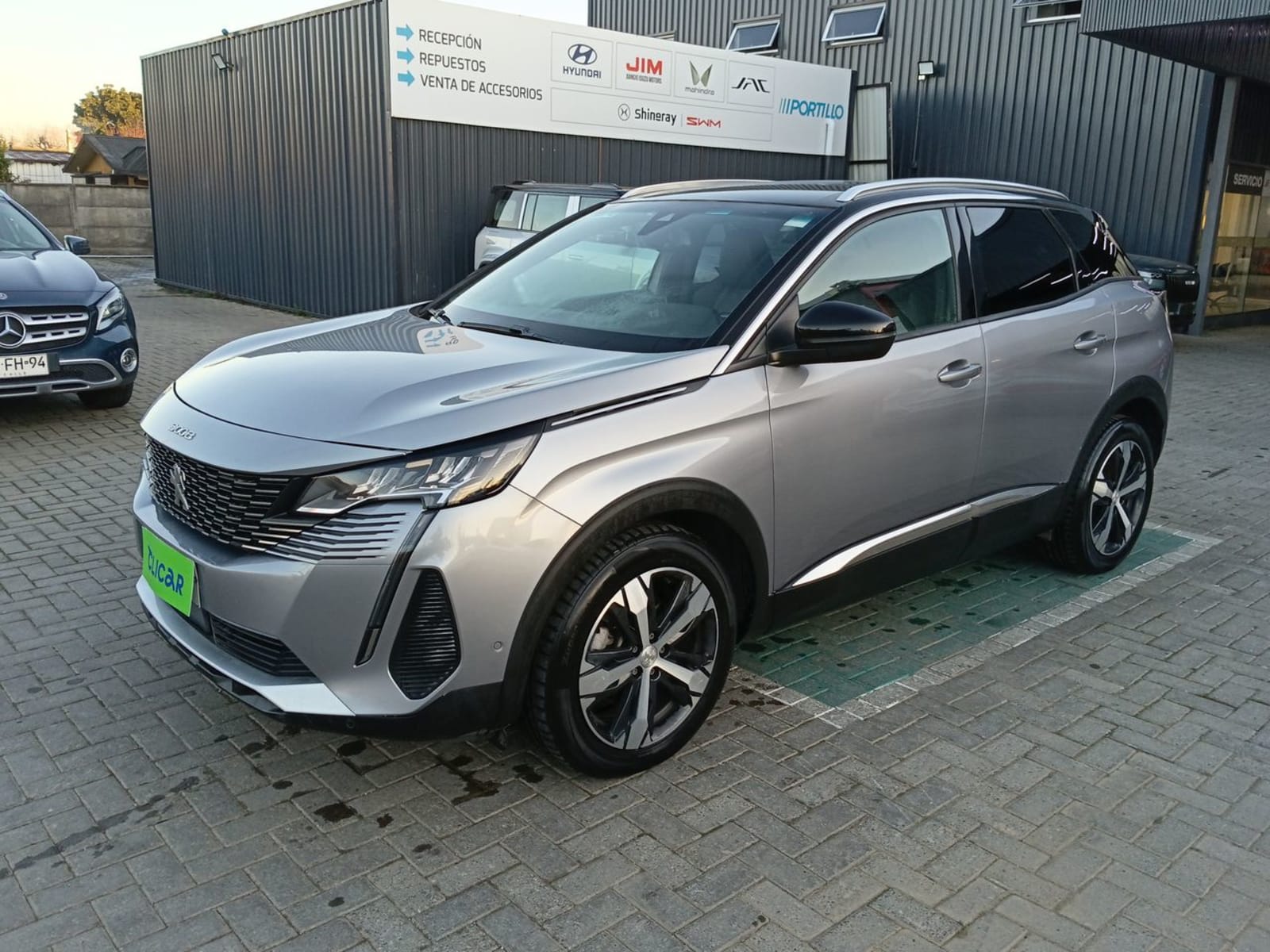 Peugeot 3008 1.5 Allure Pack Bluehdi 130 4x2 Eat8 5p 2024 - Imagen 3 de 8