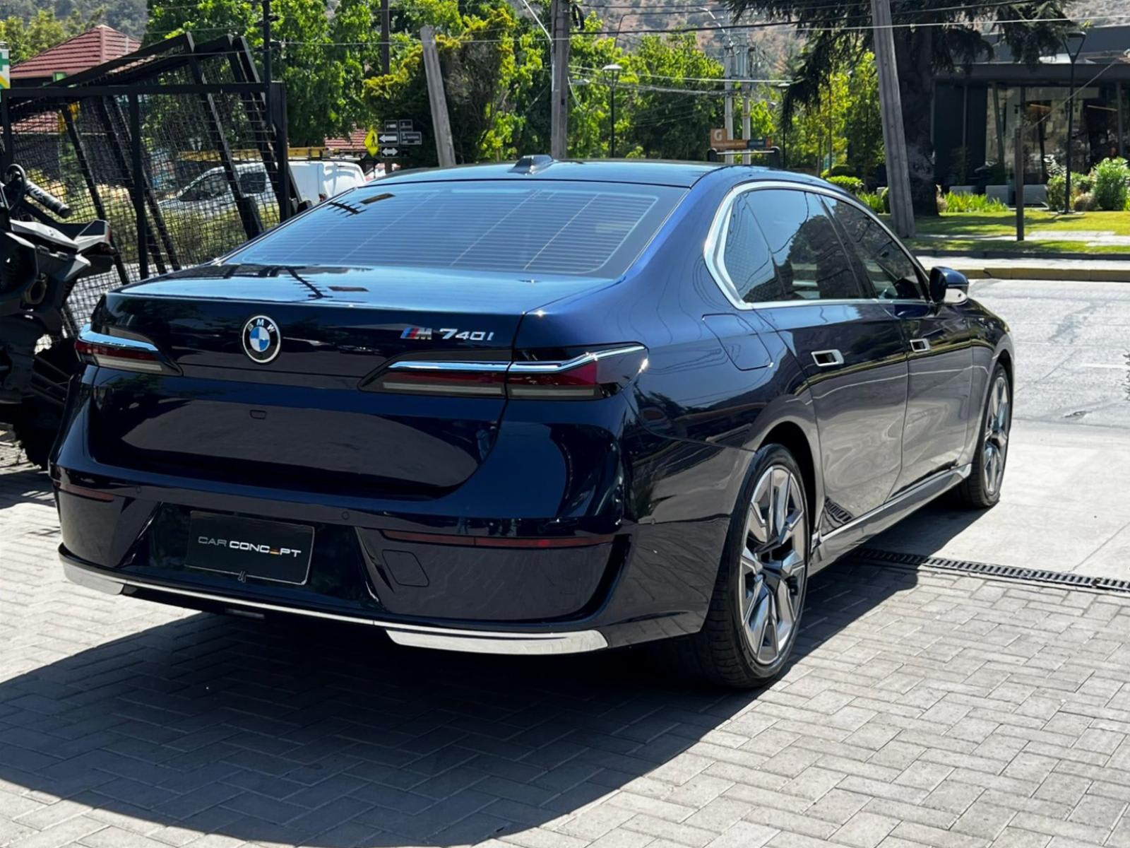BMW 740 3.0 TURBO 2025 - Imagen 6 de 20