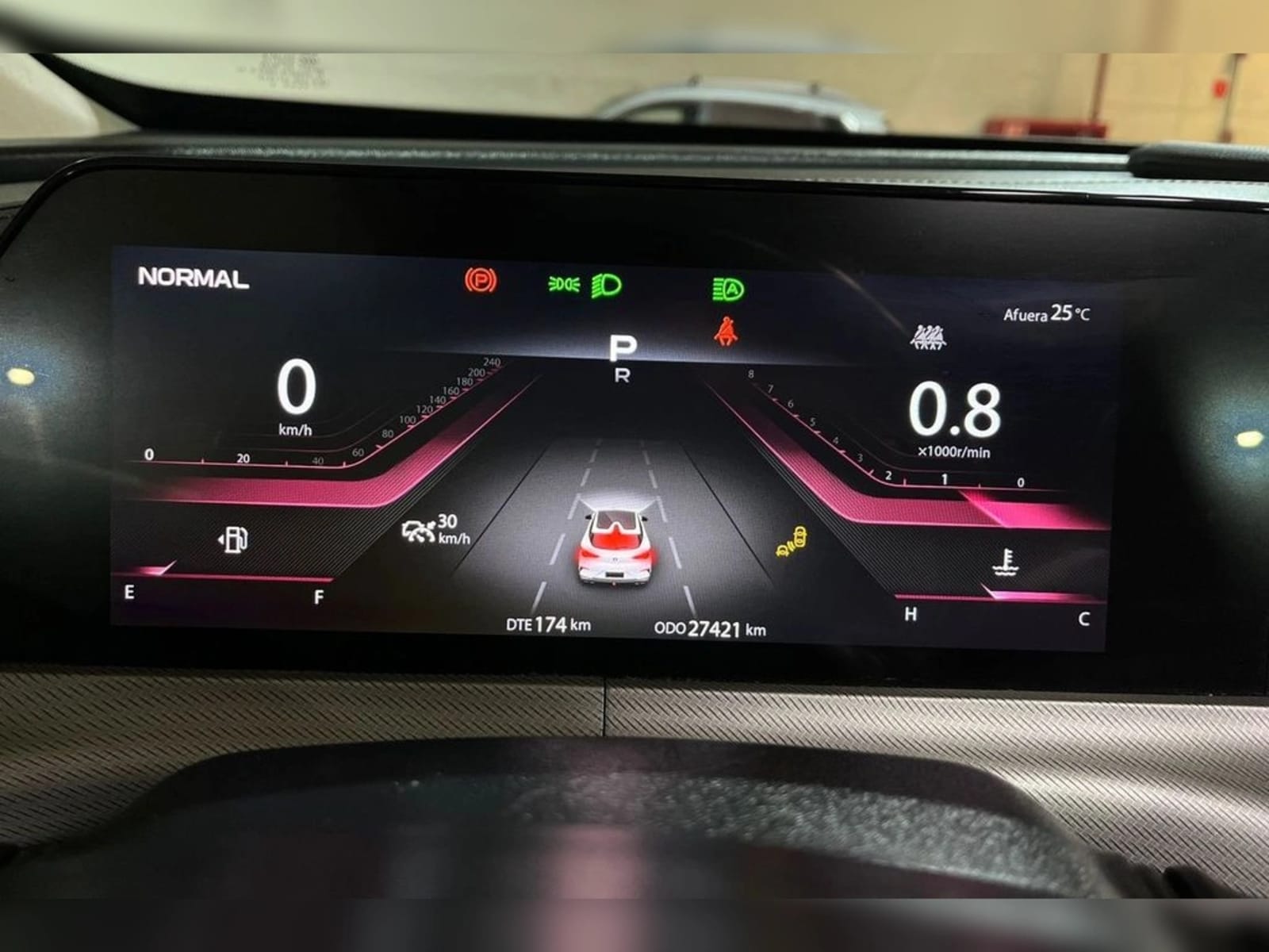 CHANGAN UNI-T 1.5 ELITE AT 2024 - Imagen 13 de 18