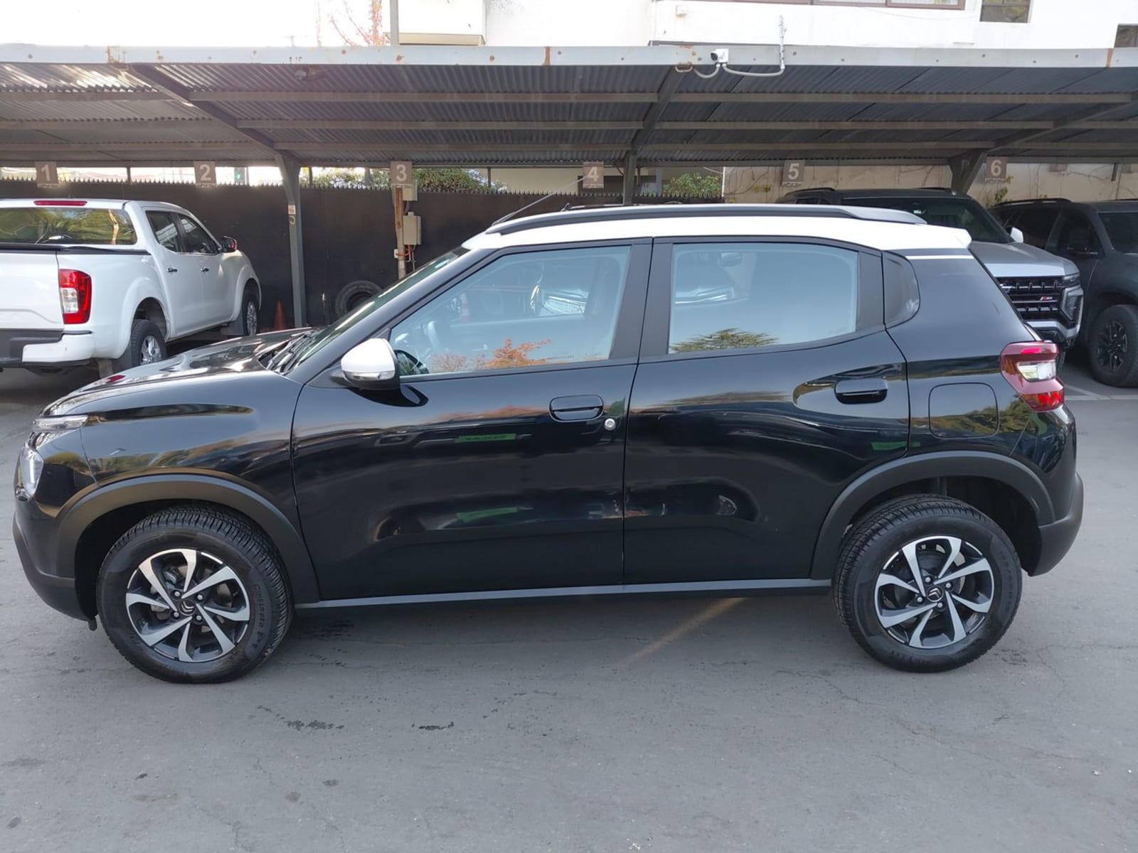 Citroen C3 1.6 Vti Feel 4x2 115 Eat6 At 5p 2024 - Imagen 4 de 8