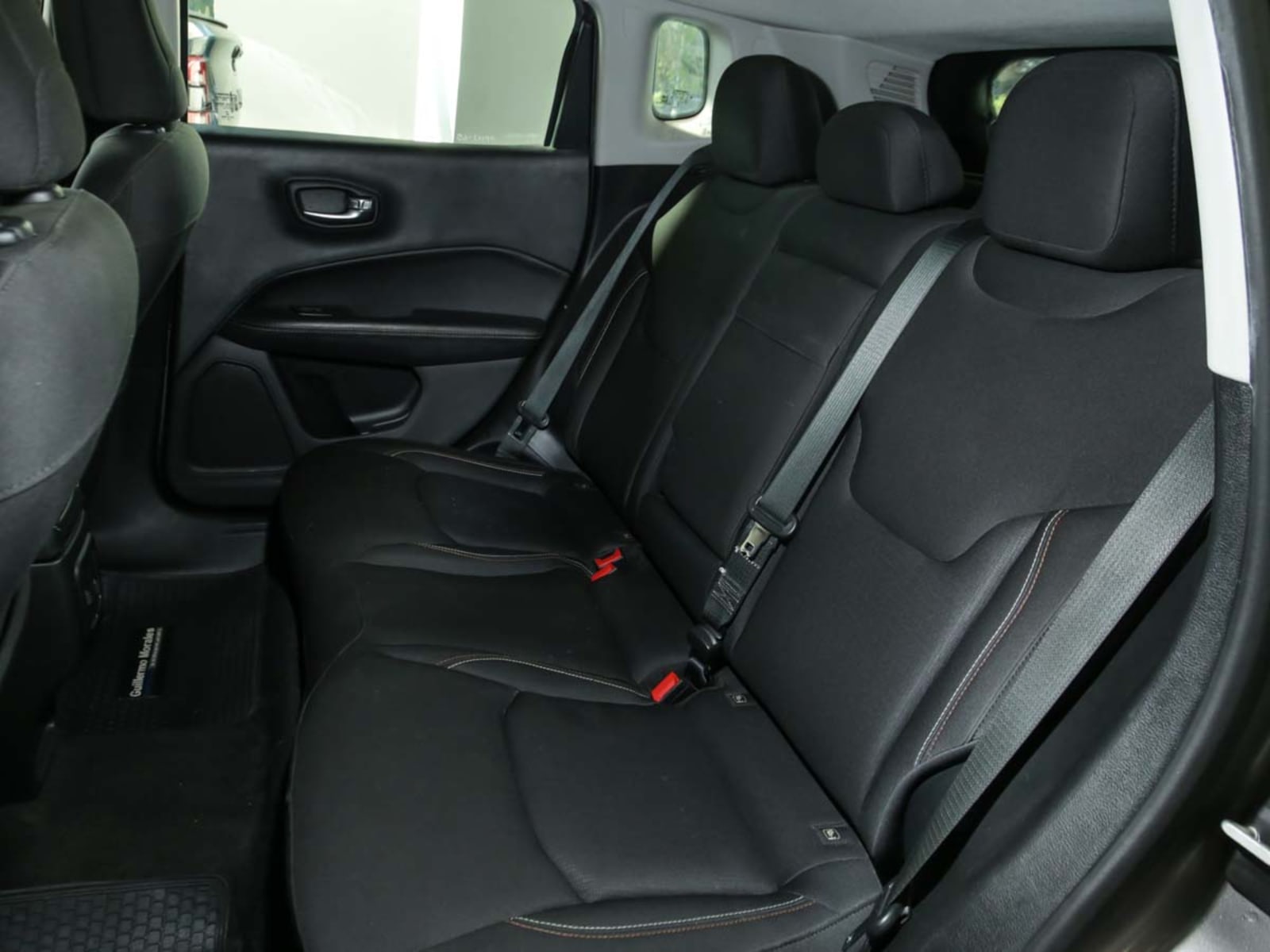 JEEP COMPASS 2.4 AUT 2021 - Imagen 11 de 13