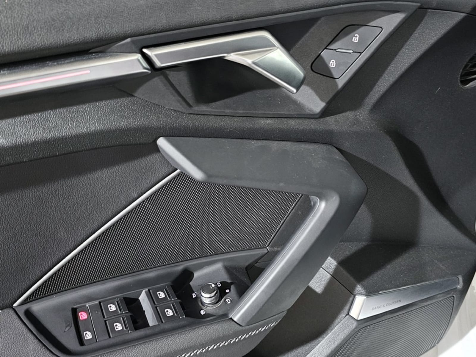 AUDI S3 2.0 TFSI SPORTBACK QUATTRO 2024 - Imagen 13 de 20