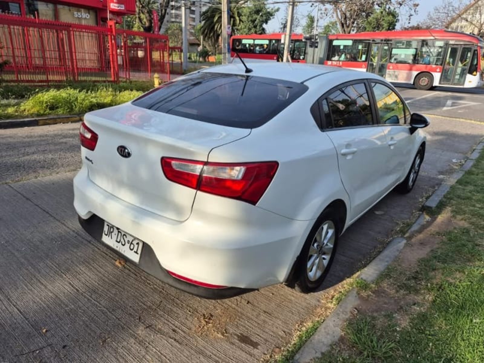 Kia RIO 4 2017 - Foto 5 de 8