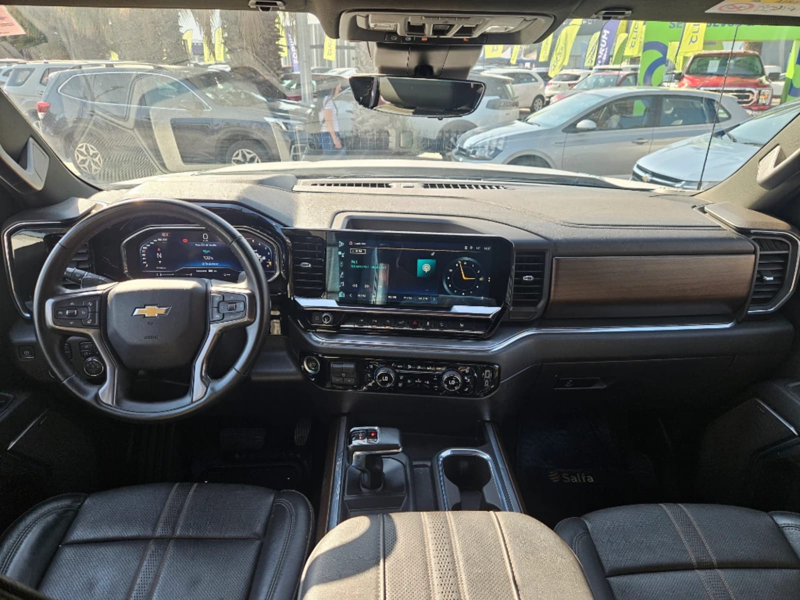 CHEVROLET SILVERADO 3.0 HIGH COUNTRY 4X4 AT 4P 2025 - Imagen 14 de 20