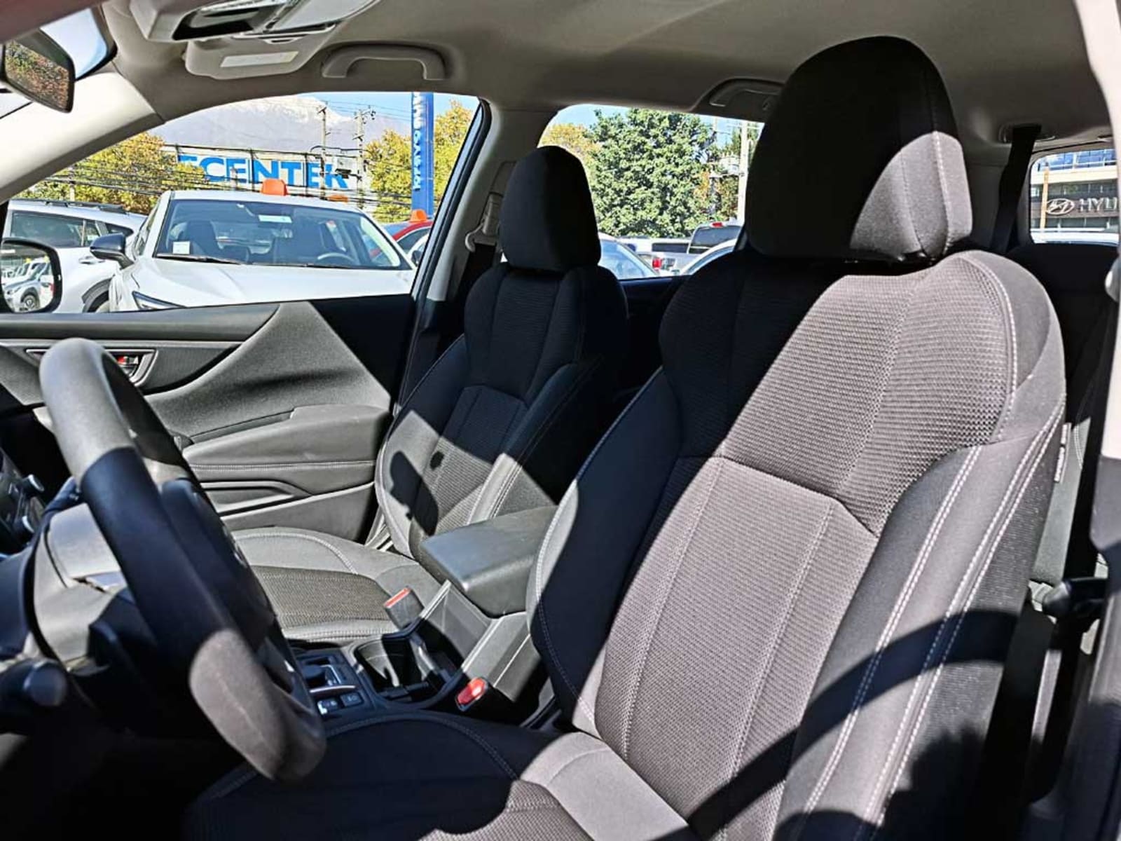 SUBARU FORESTER (IN) 2.0i AWD CVT X 2024 - Imagen 15 de 20