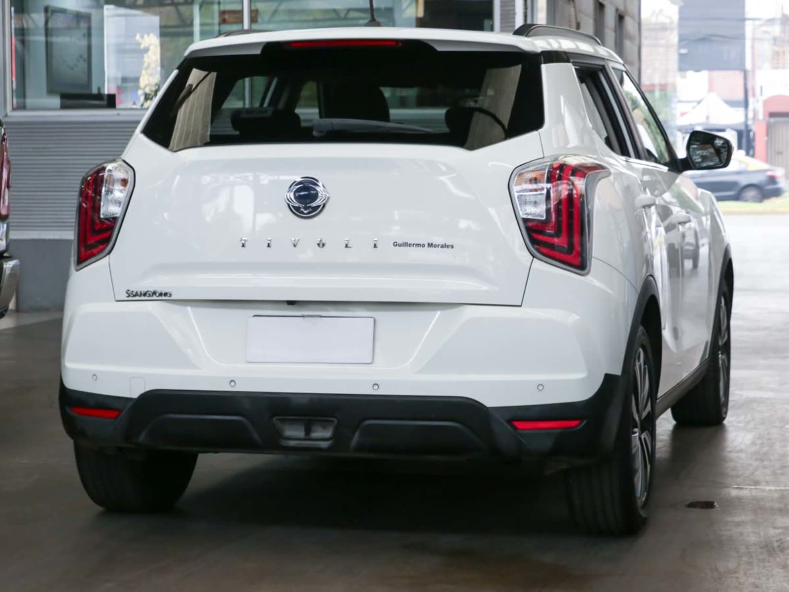 SSANGYONG TIVOLI LIMITED 1.6 6AT 2WD 6 AB 2023 - Imagen 6 de 13