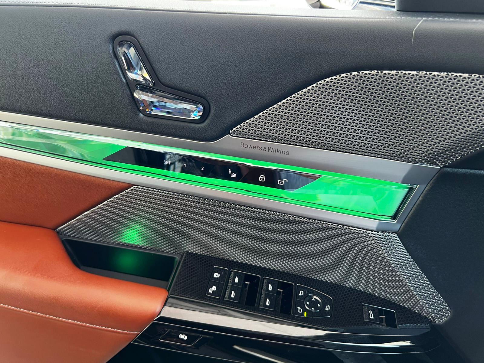 BMW 740 3.0 TURBO 2025 - Imagen 20 de 20