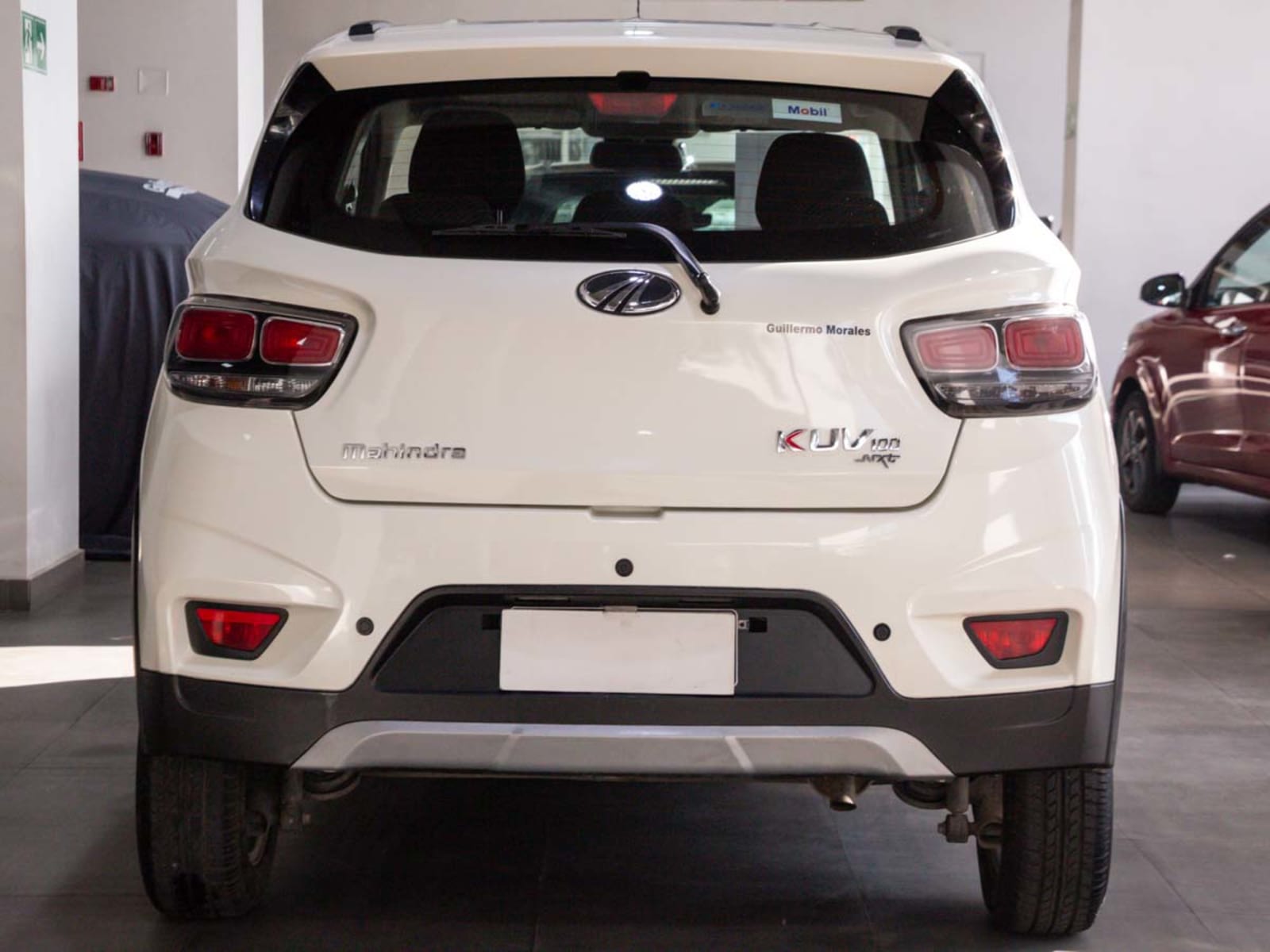MAHINDRA KUV 100 MT DELUXE 2022 - Imagen 5 de 13