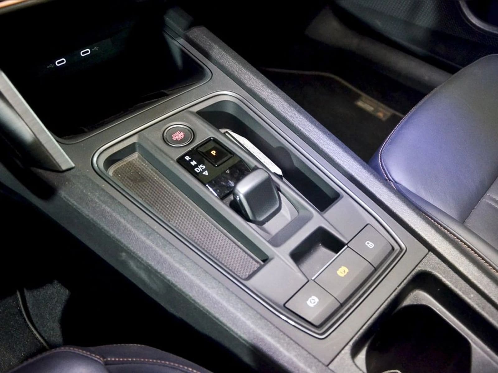CUPRA FORMENTOR 2.0 TSI VZ 4DRIVE 4X4 AT 5P 2023 - Imagen 8 de 11