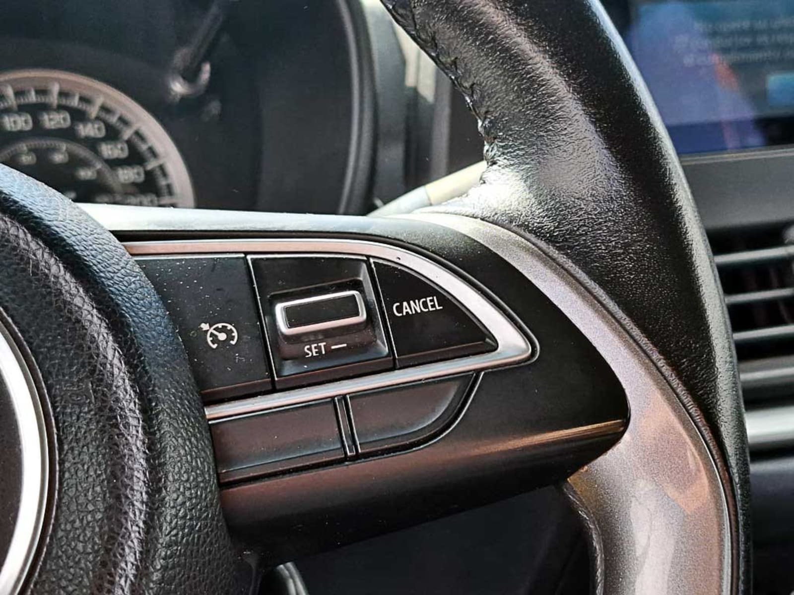 SUZUKI BALENO (IN) 1.5 GLS MT 2024 - Imagen 18 de 20