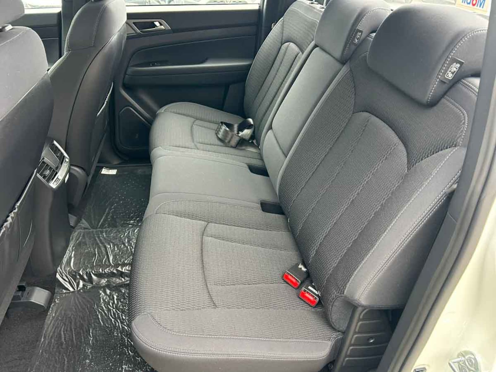 SSANGYONG GRAND MUSSO LX 2.2TD 6MT 2WD 2026 - Imagen 11 de 16