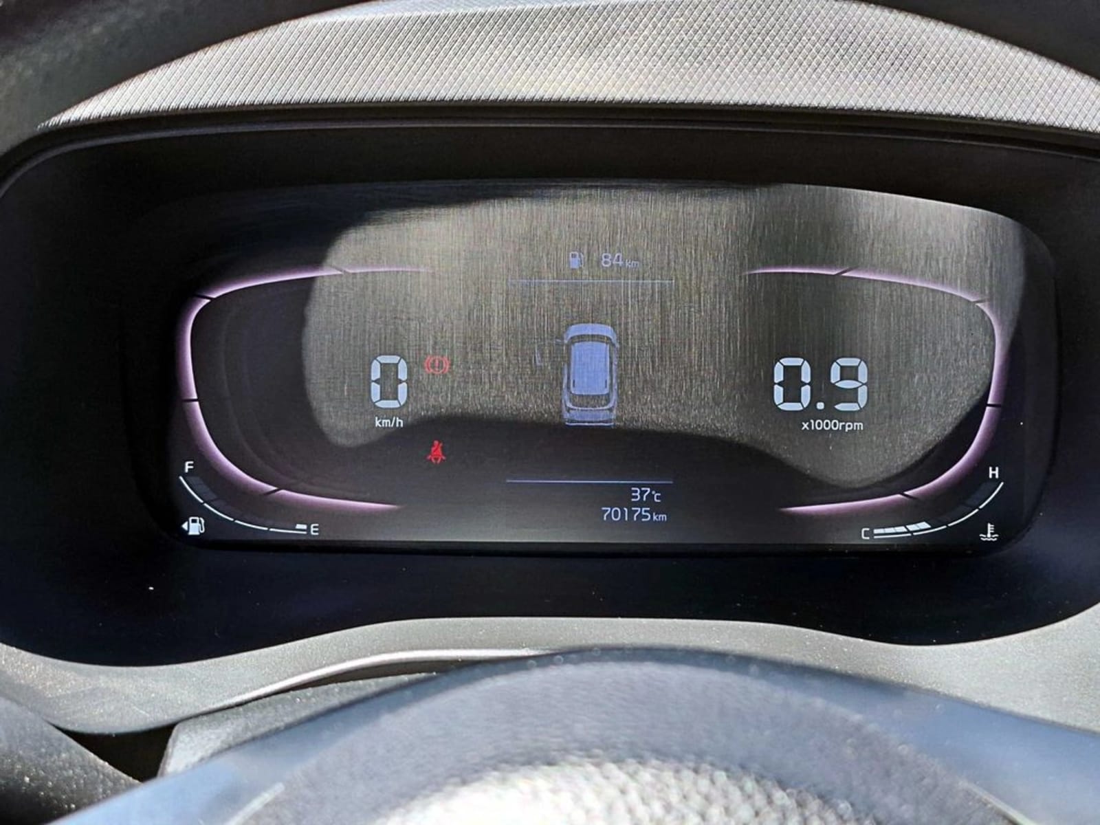 KIA CARENS LX 1.5 2023 - Imagen 16 de 19