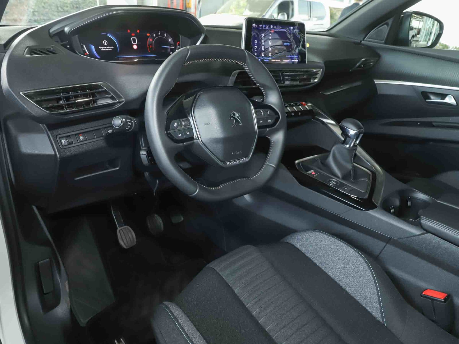 PEUGEOT 3008 PURETECH 1.2 2025 - Imagen 8 de 13