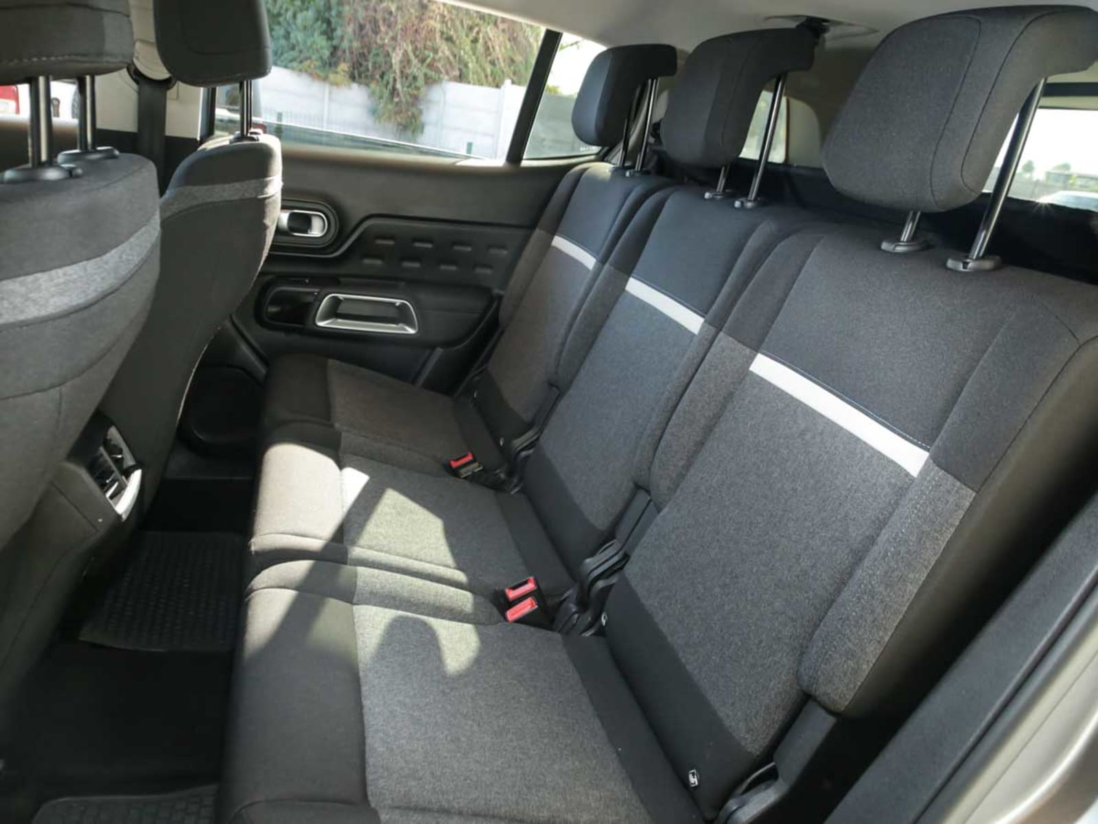 CITROEN C5 AIRCROSS CVA8 STT 1.5 AUT 2024 - Imagen 11 de 13