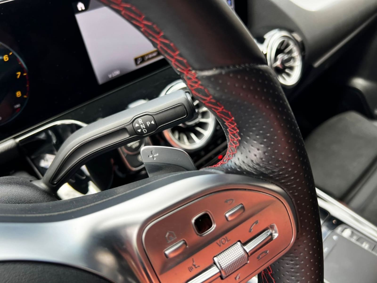 MERCEDES-BENZ GLA 250 2.0 TURBO 4MATIC 2022 - Imagen 12 de 20