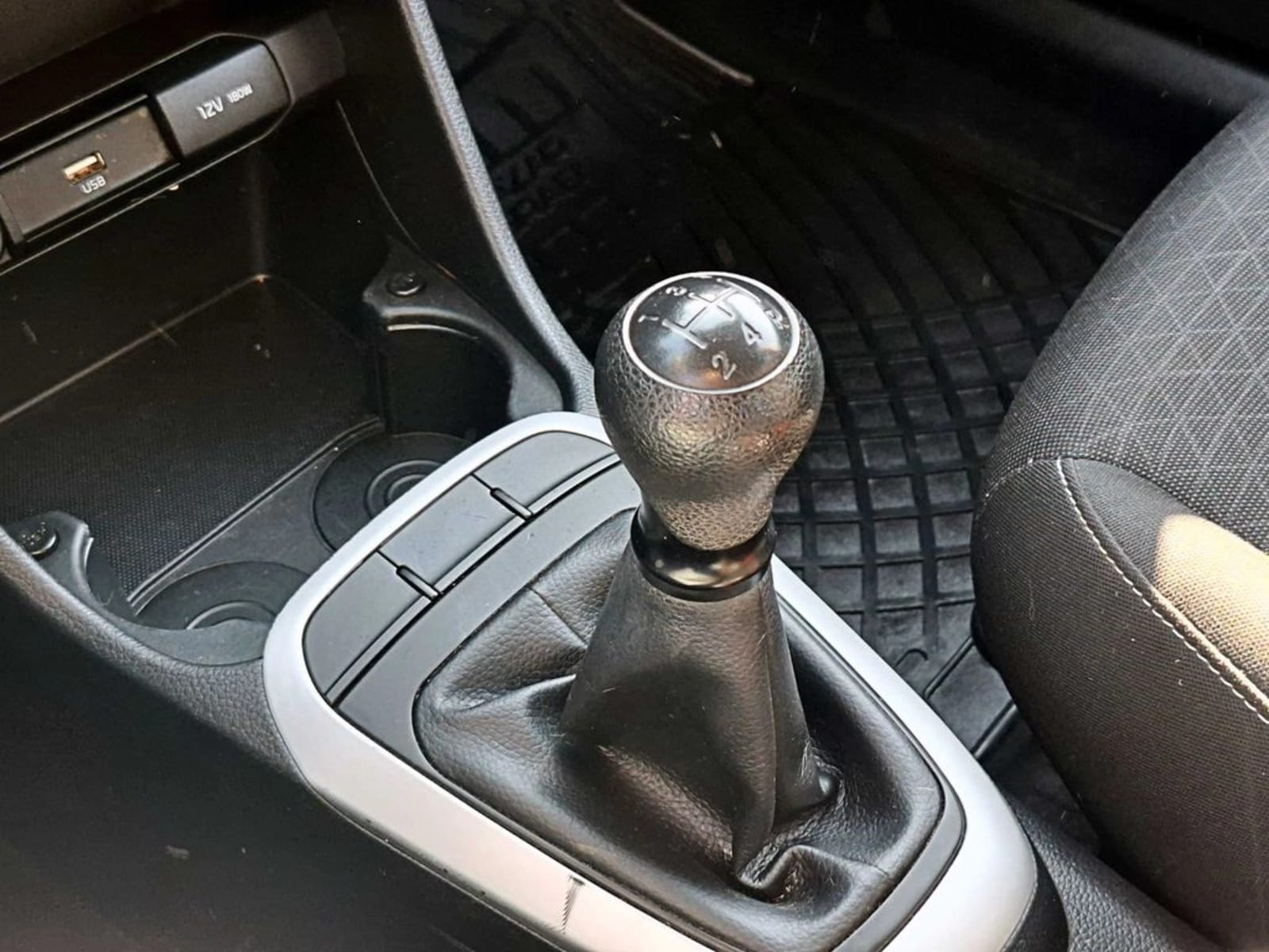 KIA MORNING 1.2  AC 5MT 5P 2022 - Imagen 18 de 18
