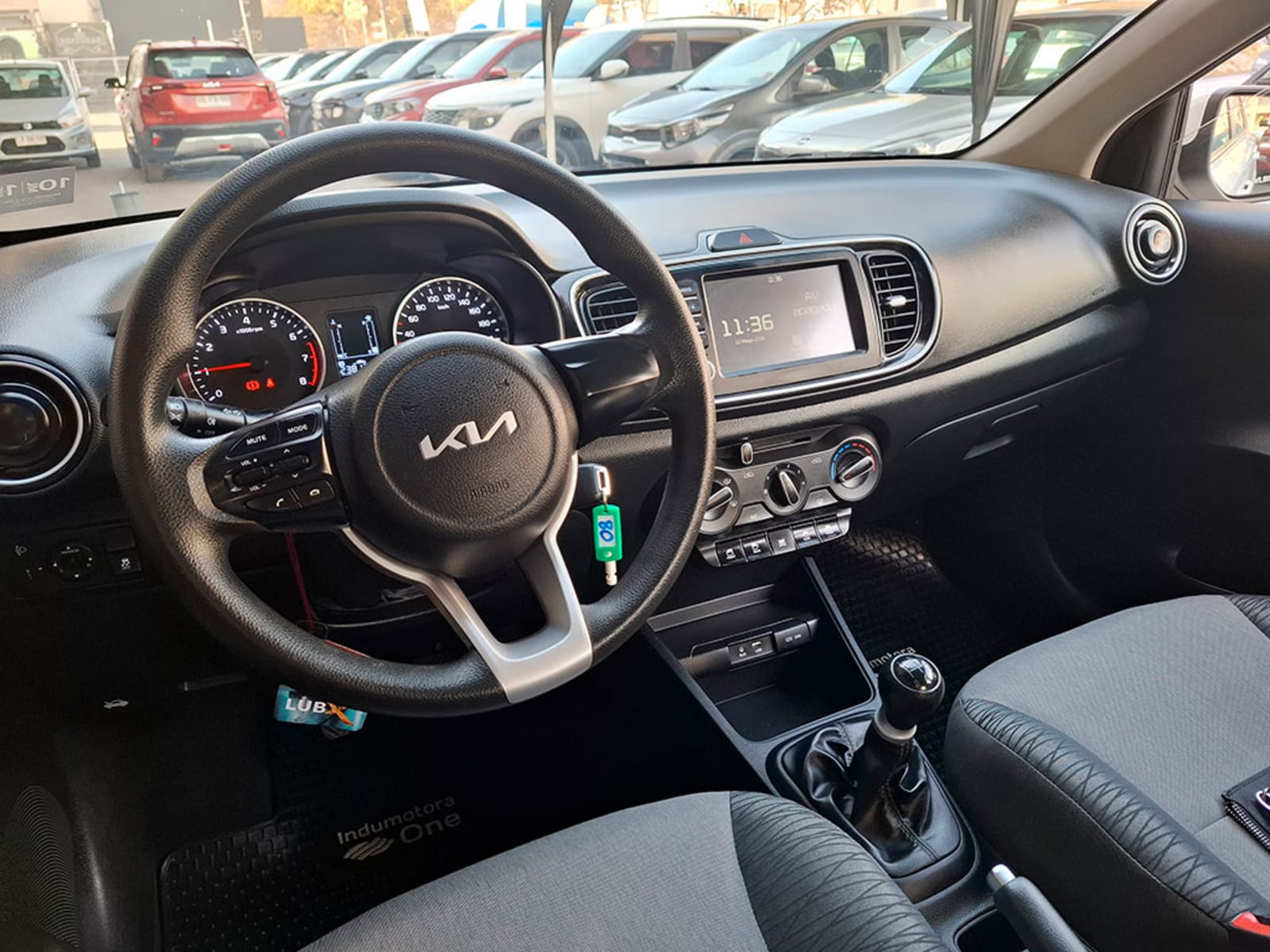 KIA SOLUTO LX 1.4L 5MT G LL 2026 - Imagen 10 de 20