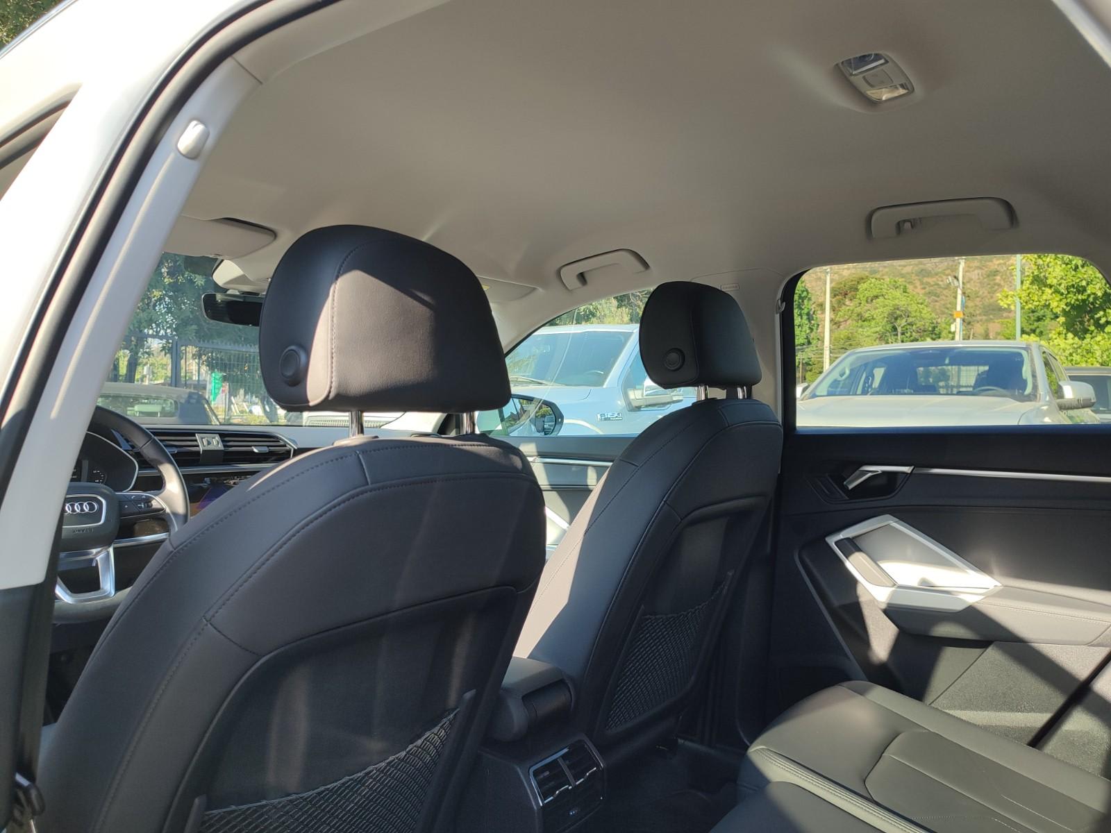 AUDI Q3 1.4T 35 TFSI S TRONIC 2025 - Imagen 15 de 16