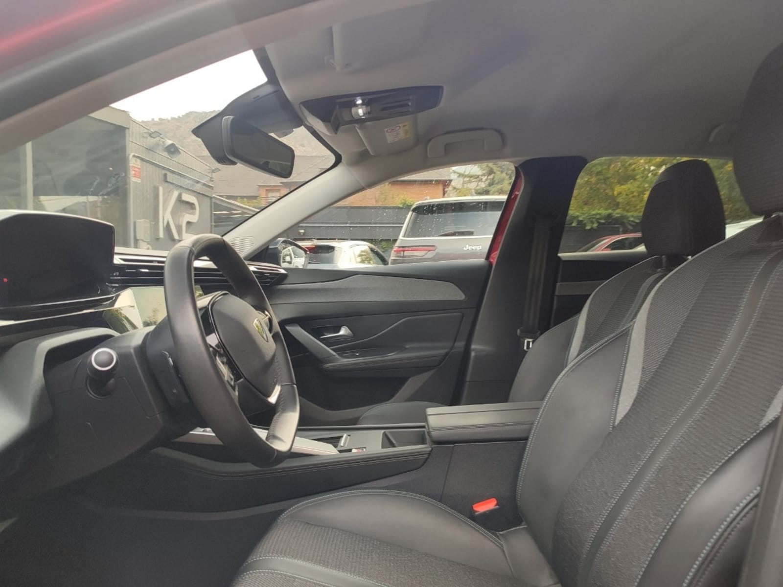 PEUGEOT 308 ALLURE PACK 1.2 PURETECH 2024 - Imagen 11 de 17