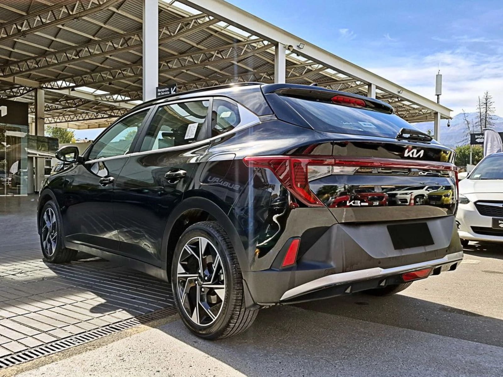 KIA K3 1.6 EX 4X2 AT 5P 2025 - Imagen 9 de 16