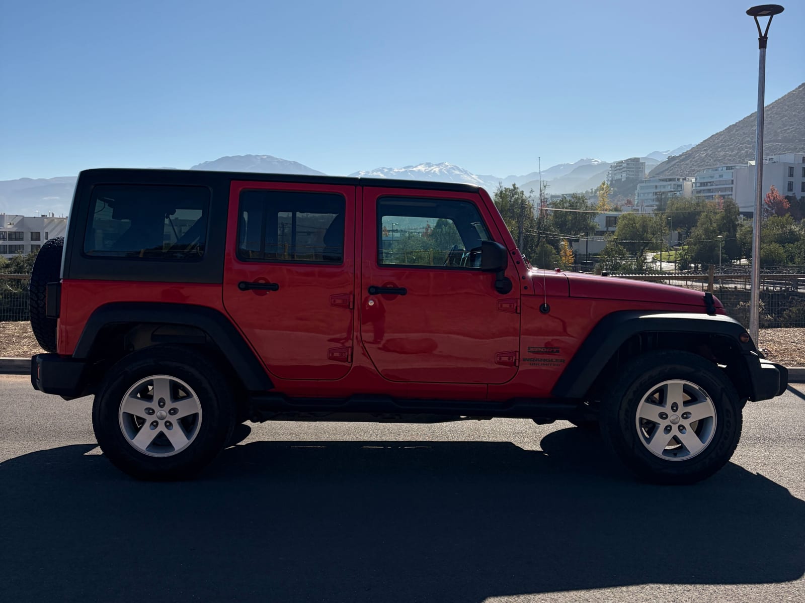 JEEP WRANGLER SPORT UNLIMITED 2018 - Imagen 5 de 18