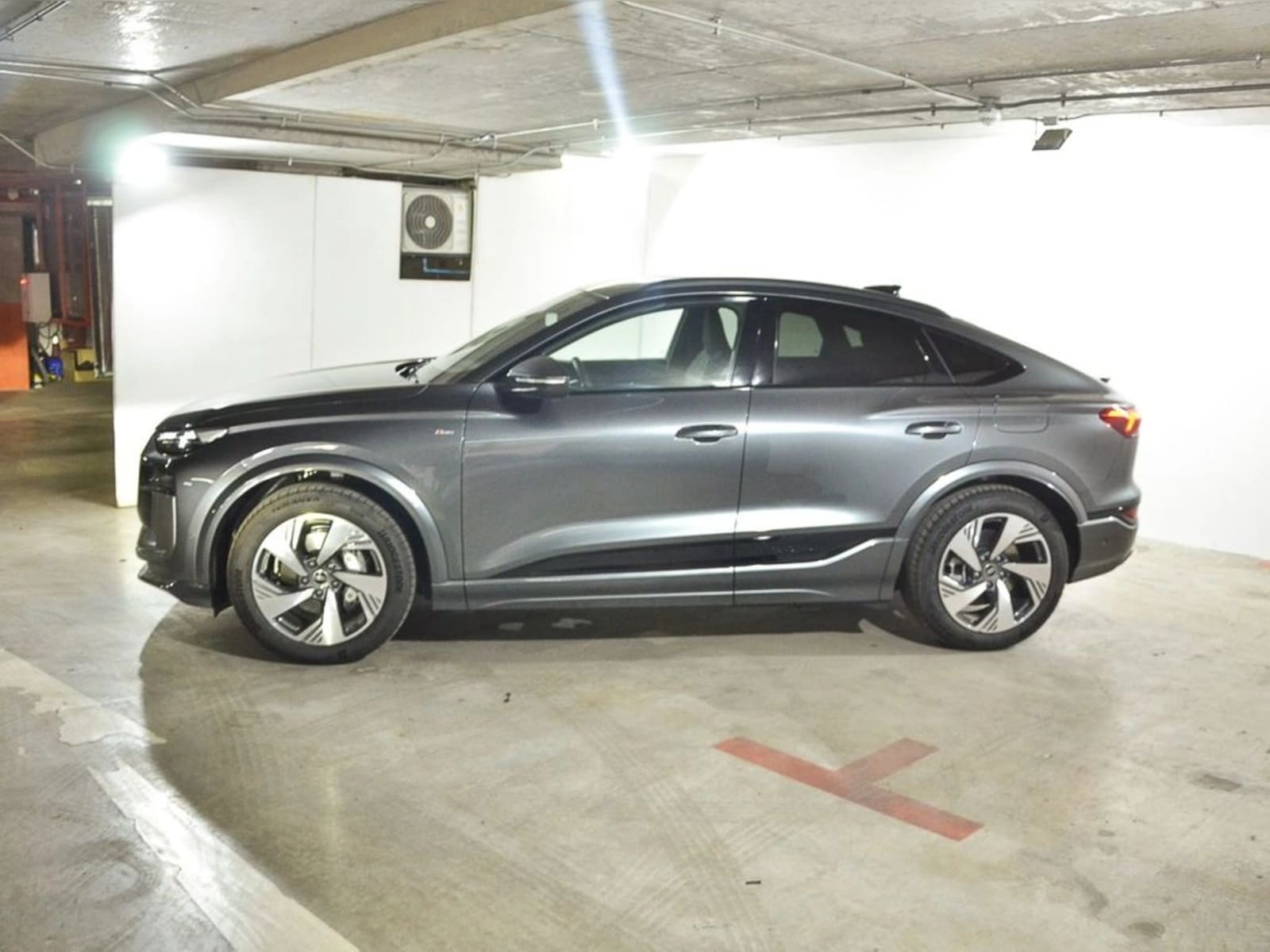 AUDI Q6 Sportback e-tron 55 S LINE QUATTRO 2025 - Imagen 8 de 17