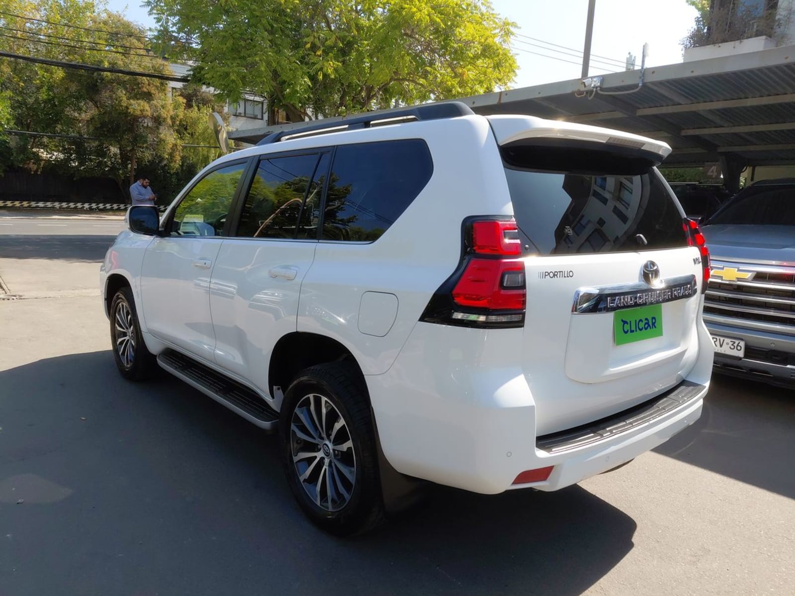 Toyota Land Cruiser 4.0 Prado Vx-l 4x4 At 5p 2022 - Imagen 5 de 8
