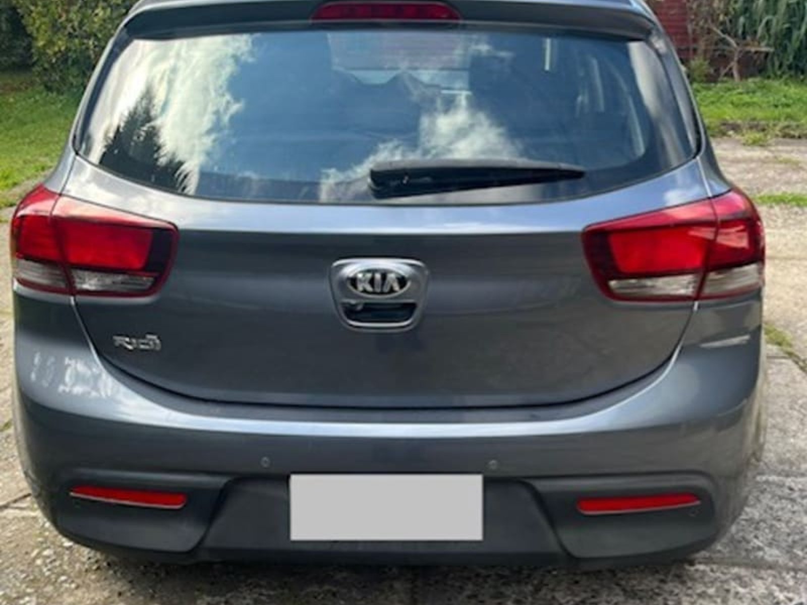Kia RIO 1.4 EX  2020 - Foto 2 de 4